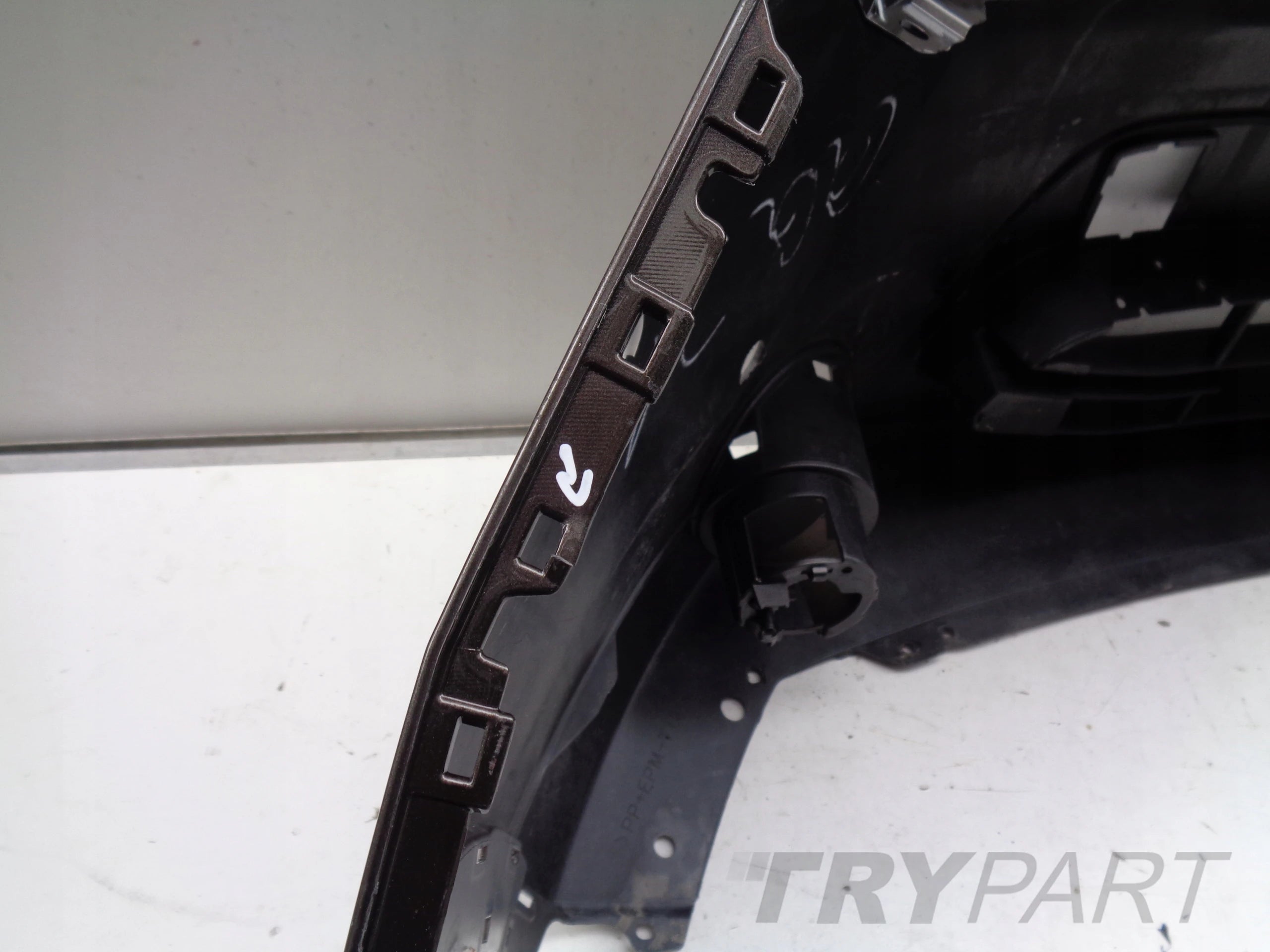 FRONT BUMPER NISSAN QASHQAI 13-17 NO. 40725