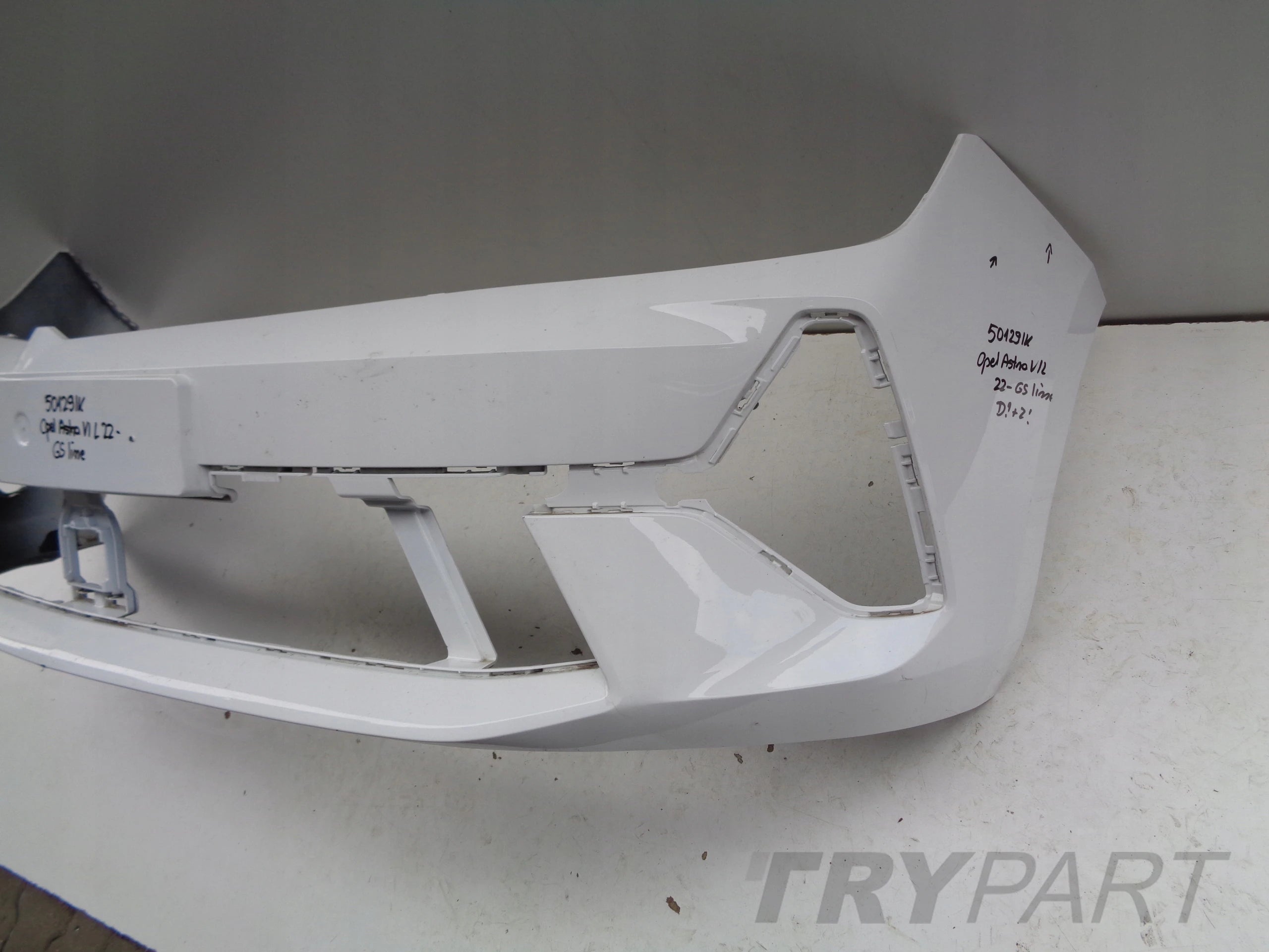 FRONT BUMPER OPEL ASTRA VI L 22- GS-LINE NO. 50129