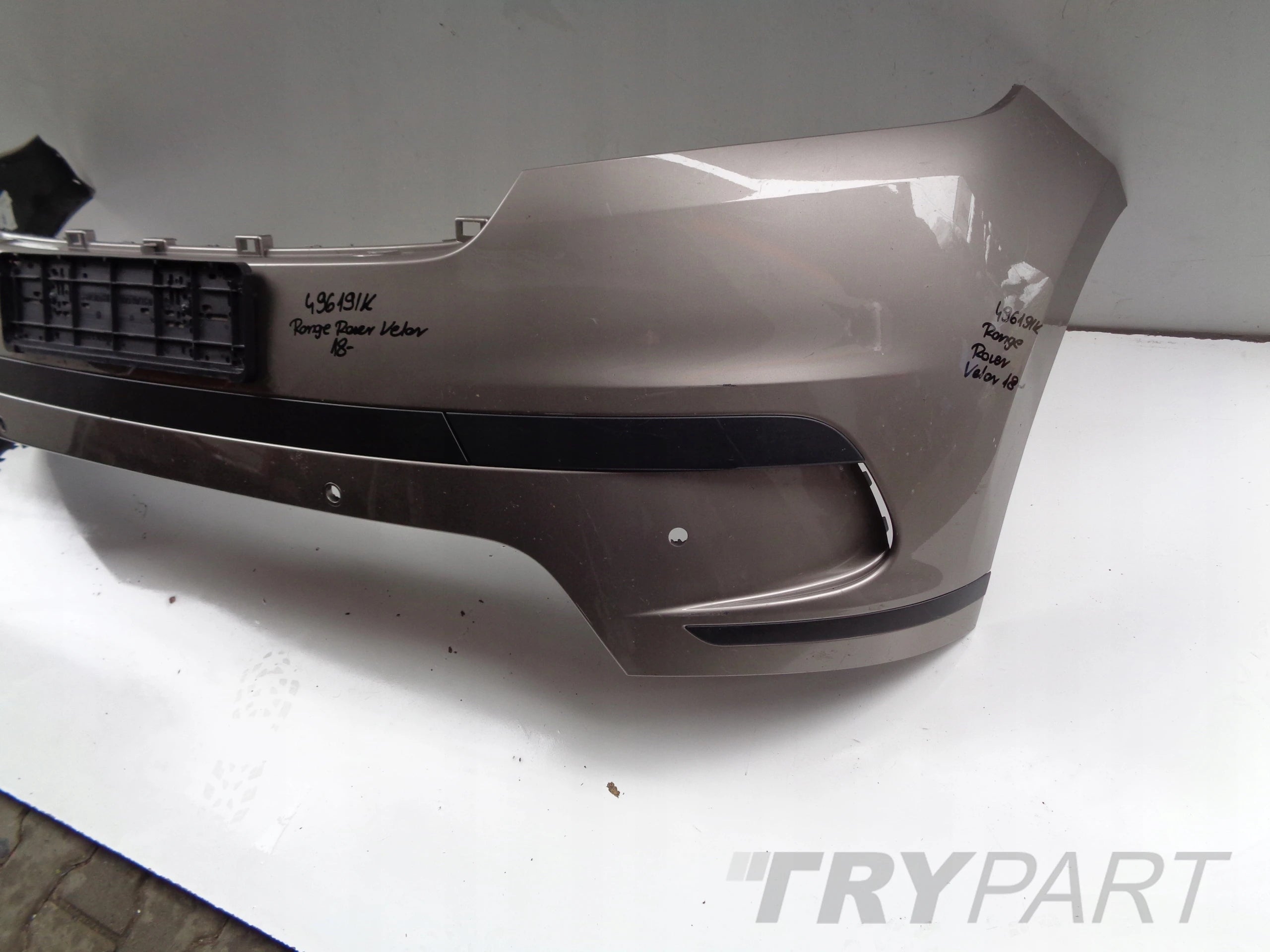 FRONT BUMPER RANGE ROVER VELAR 18- NO. 49619