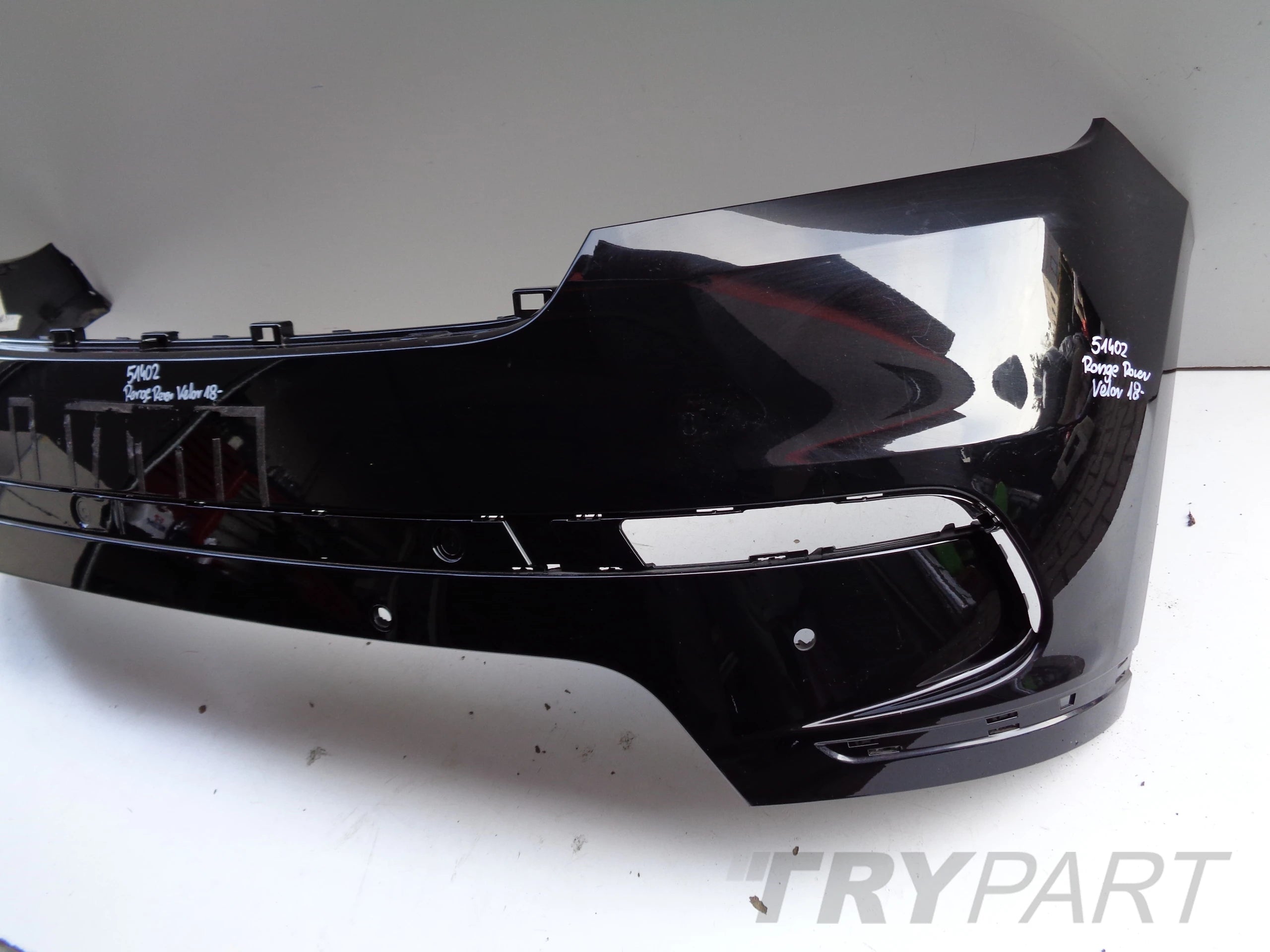 FRONT BUMPER RANGE ROVER VELAR 18- NO. 51402