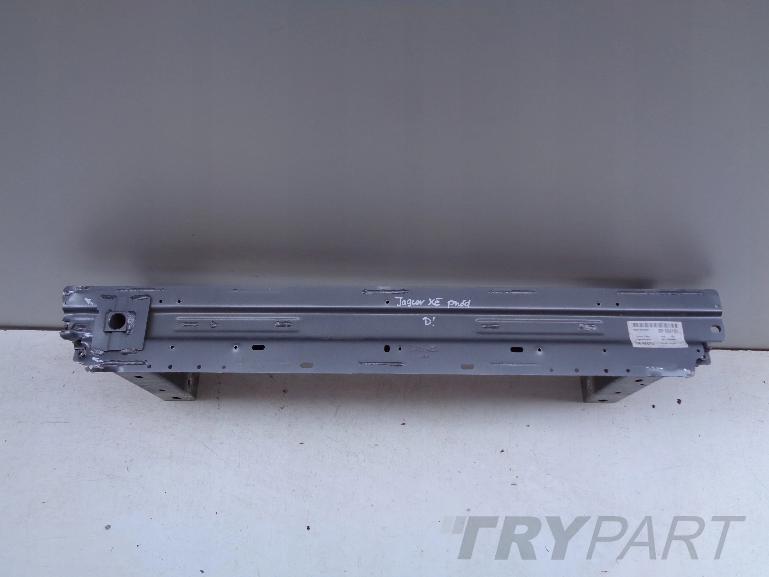 FRONT BUMPER REINFORCEMENT BAR JAGUAR XE 19- FACELIFT