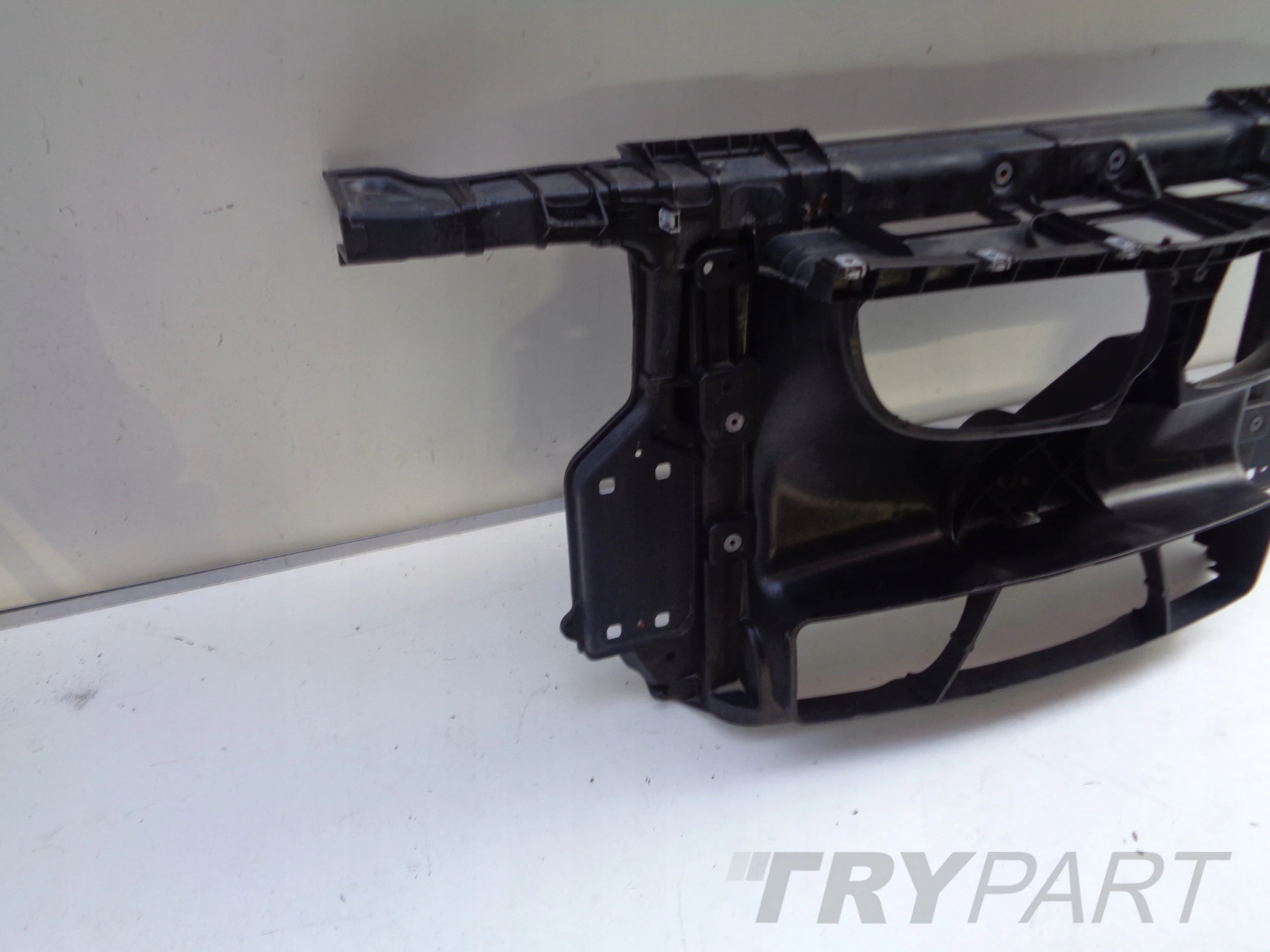 FRONT BUMPER REINFORCEMENT BMW 1 E81 E87