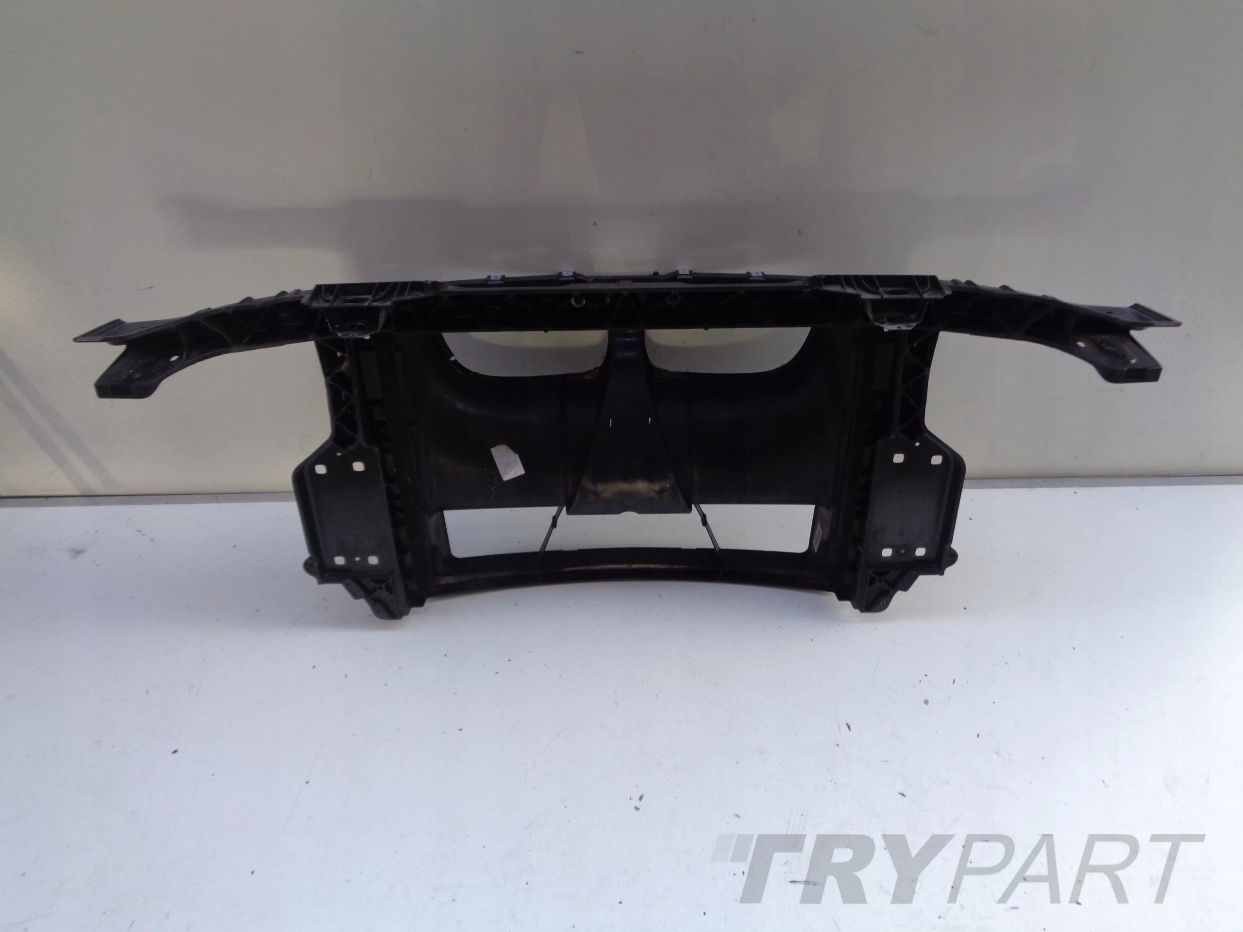FRONT BUMPER REINFORCEMENT BMW 1 E81 E87