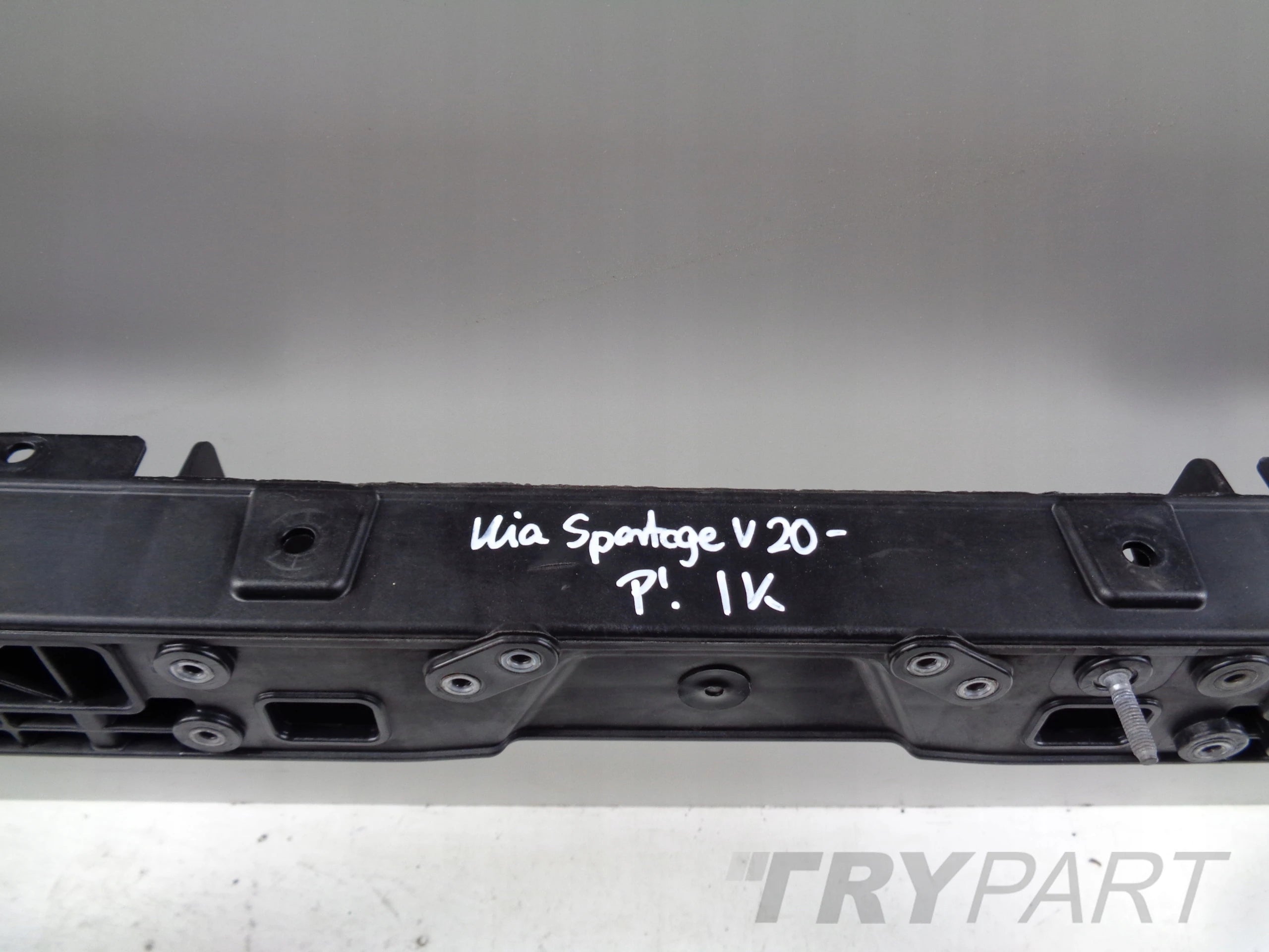 FRONT BUMPER REINFORCEMENT KIA SPORTAGE V 20-