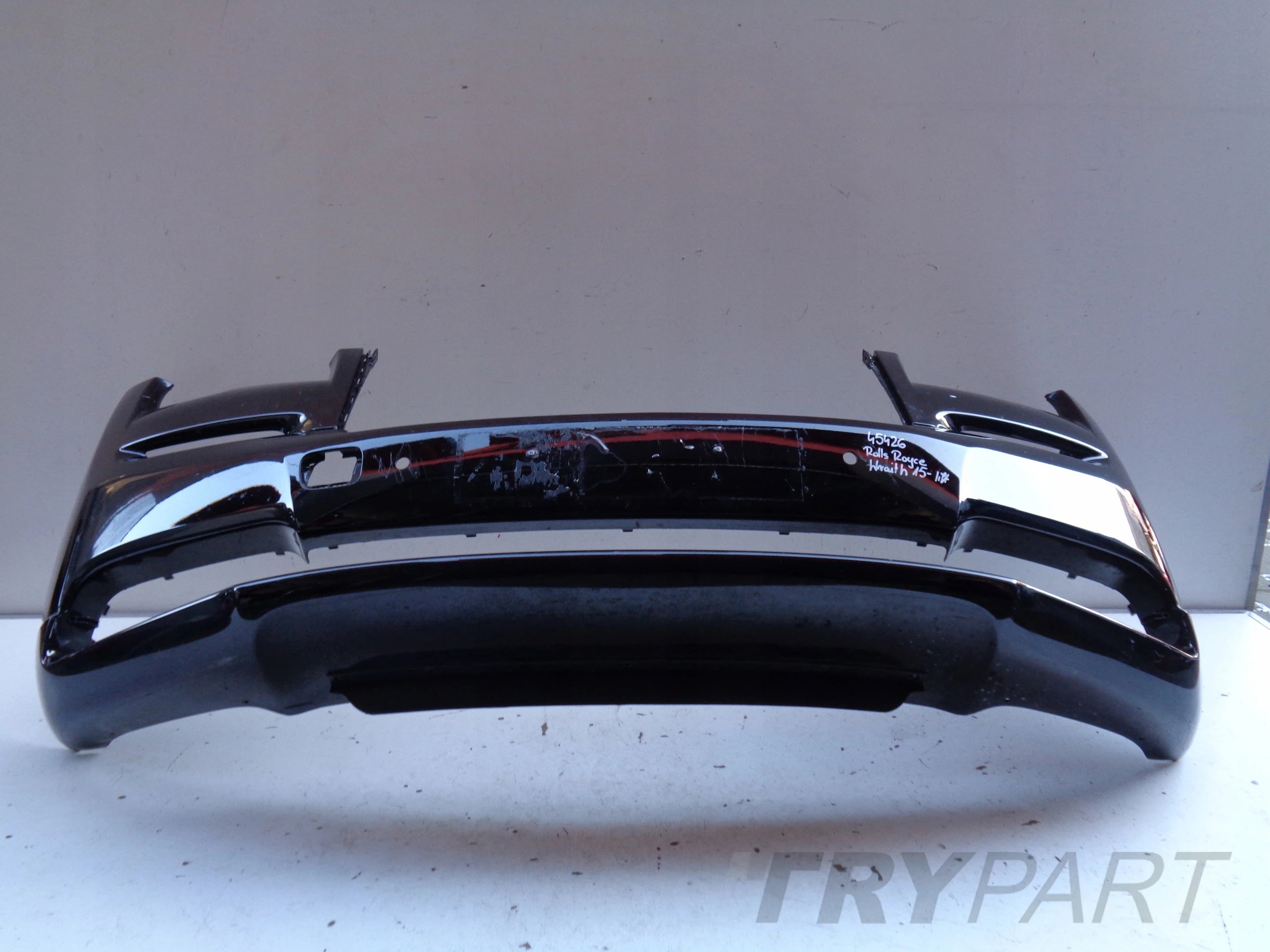 FRONT BUMPER ROLLS ROYCE WRAITH 17- LIFT DAWN NO. 45426