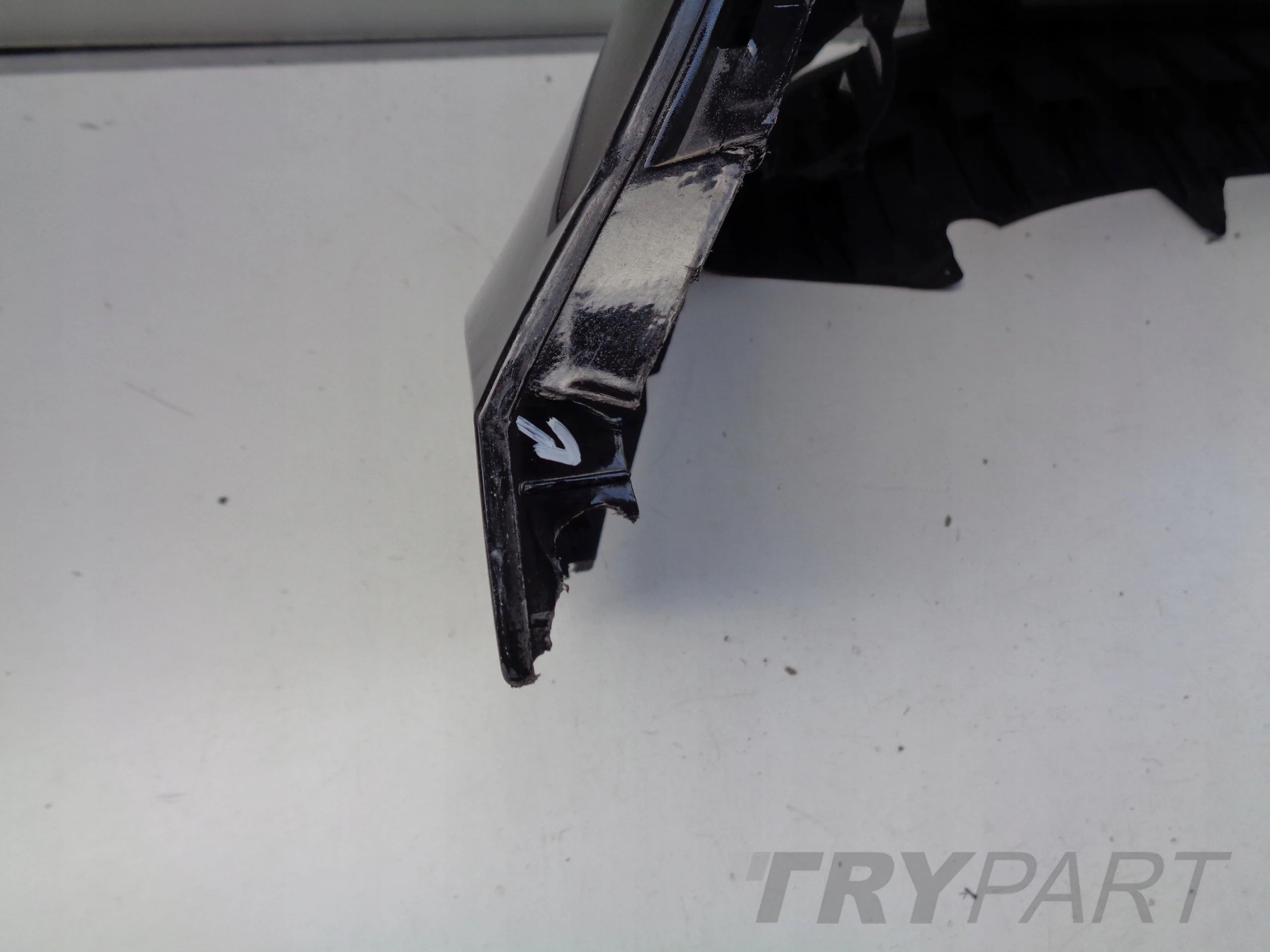 FRONT BUMPER SEAT ALTEA 5P 5P0 04-09 NO. 30889