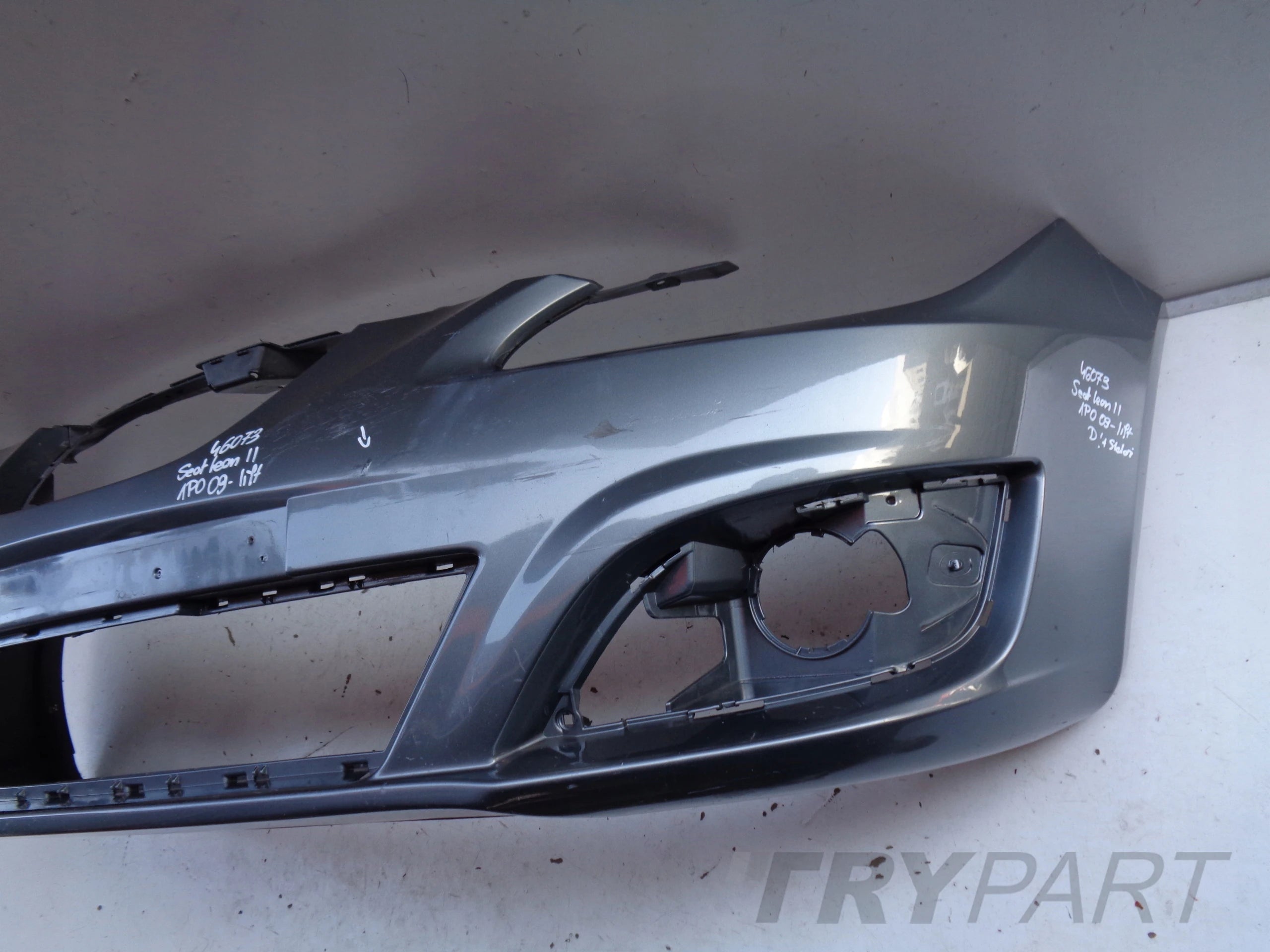 FRONT BUMPER SEAT LEON II 2 1P 1P0 09- LIFT NO. 46073
