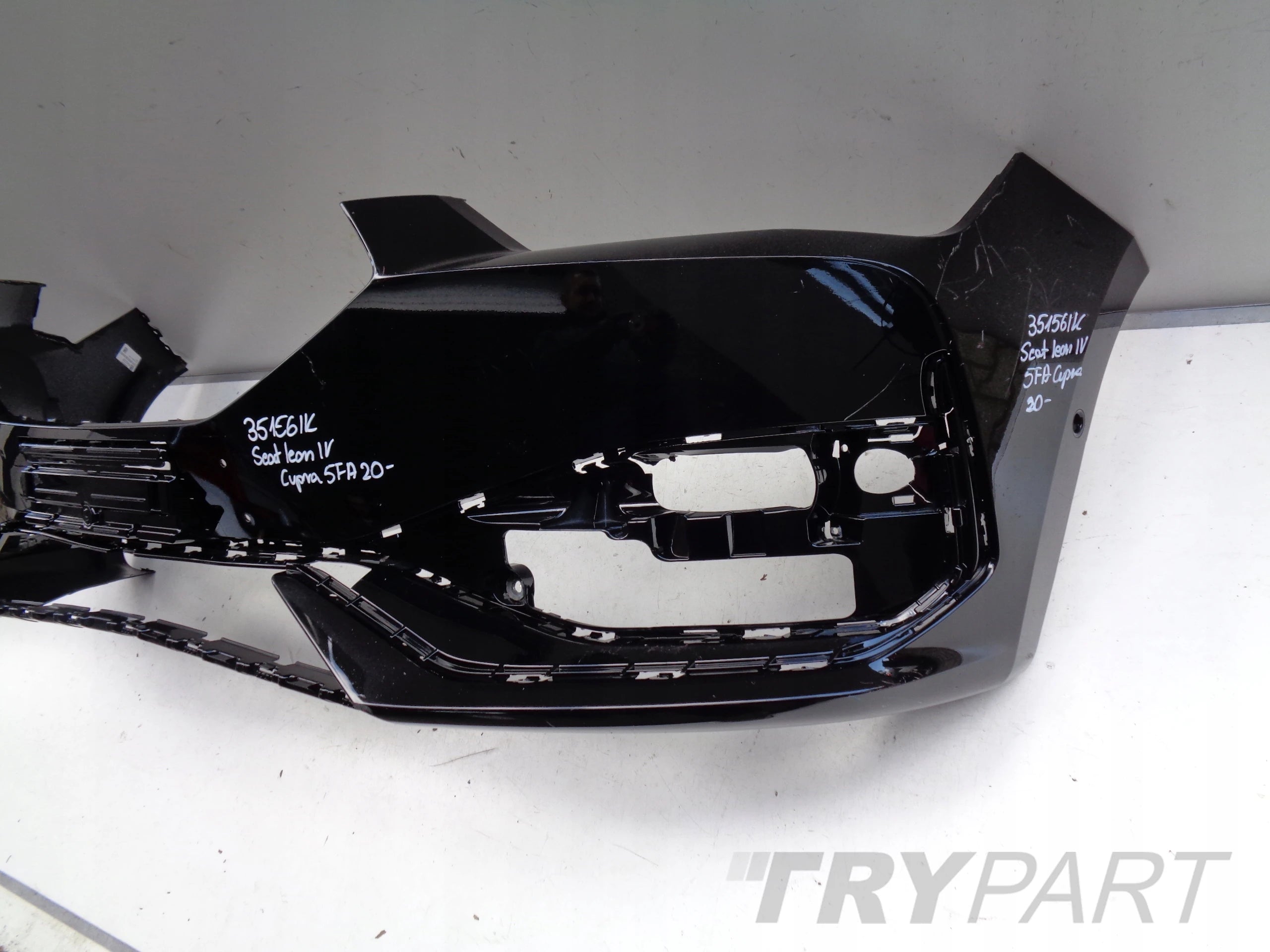 FRONT BUMPER SEAT LEON IV CUPRA 5FA 20- NO. 35156
