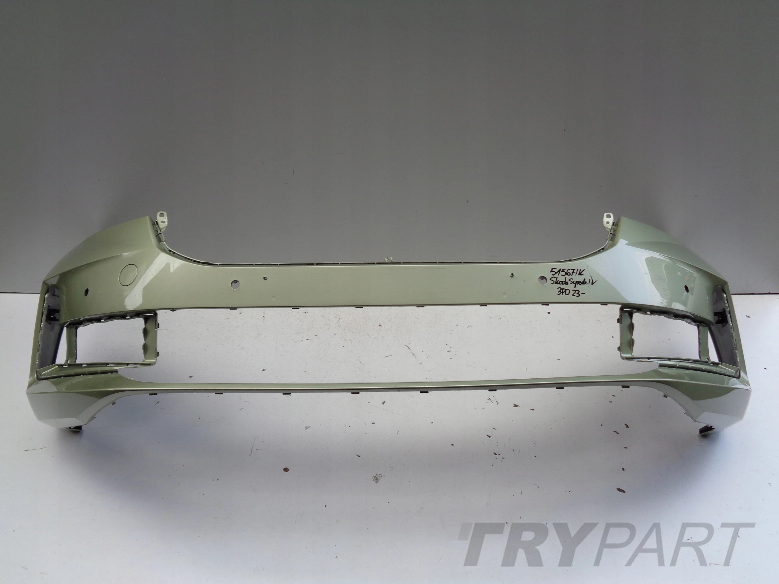 FRONT BUMPER SKODA SUPERB IV 4 3P 3P0 23- NO. 51567