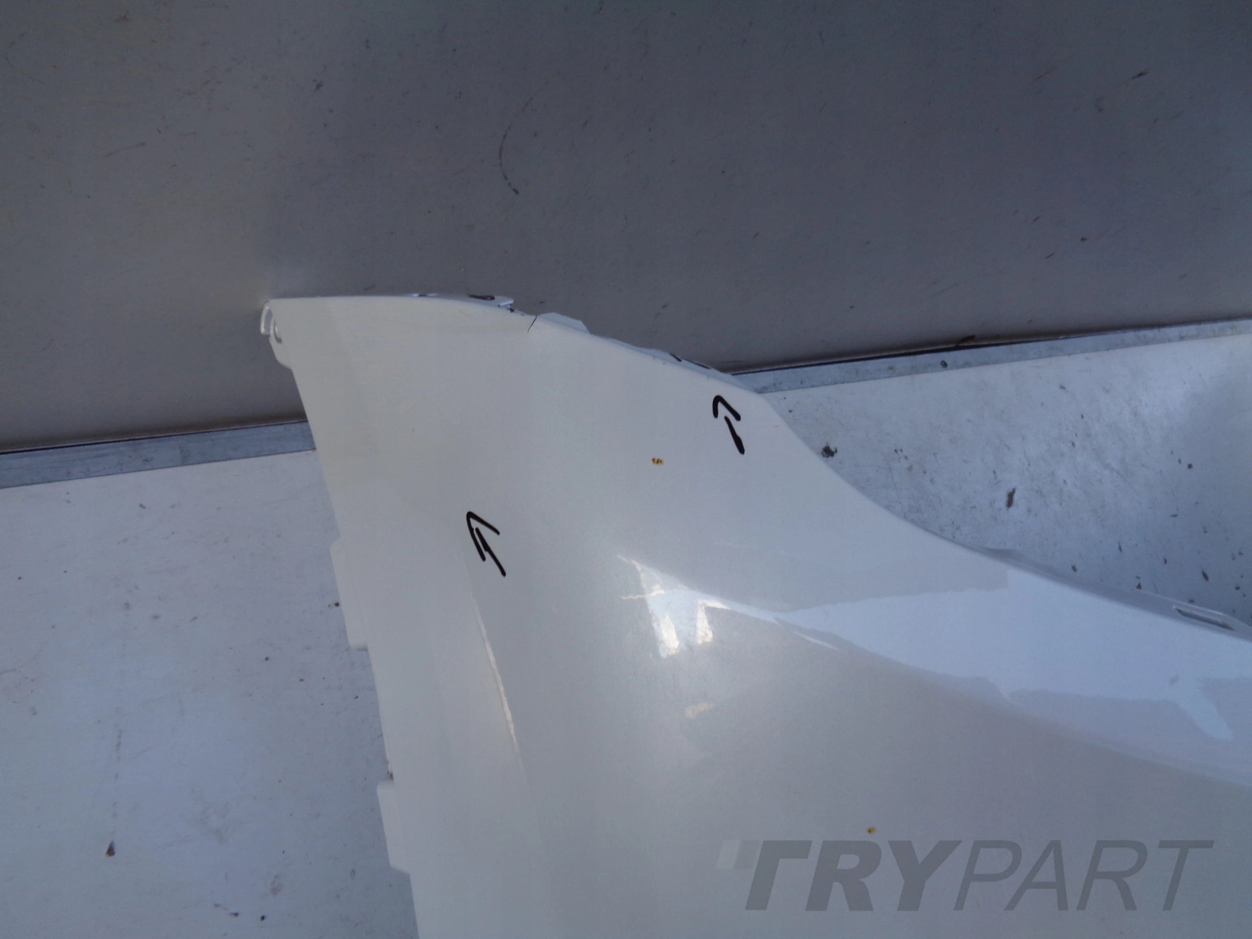 FRONT BUMPER TESLA MODEL Y NO. 43242