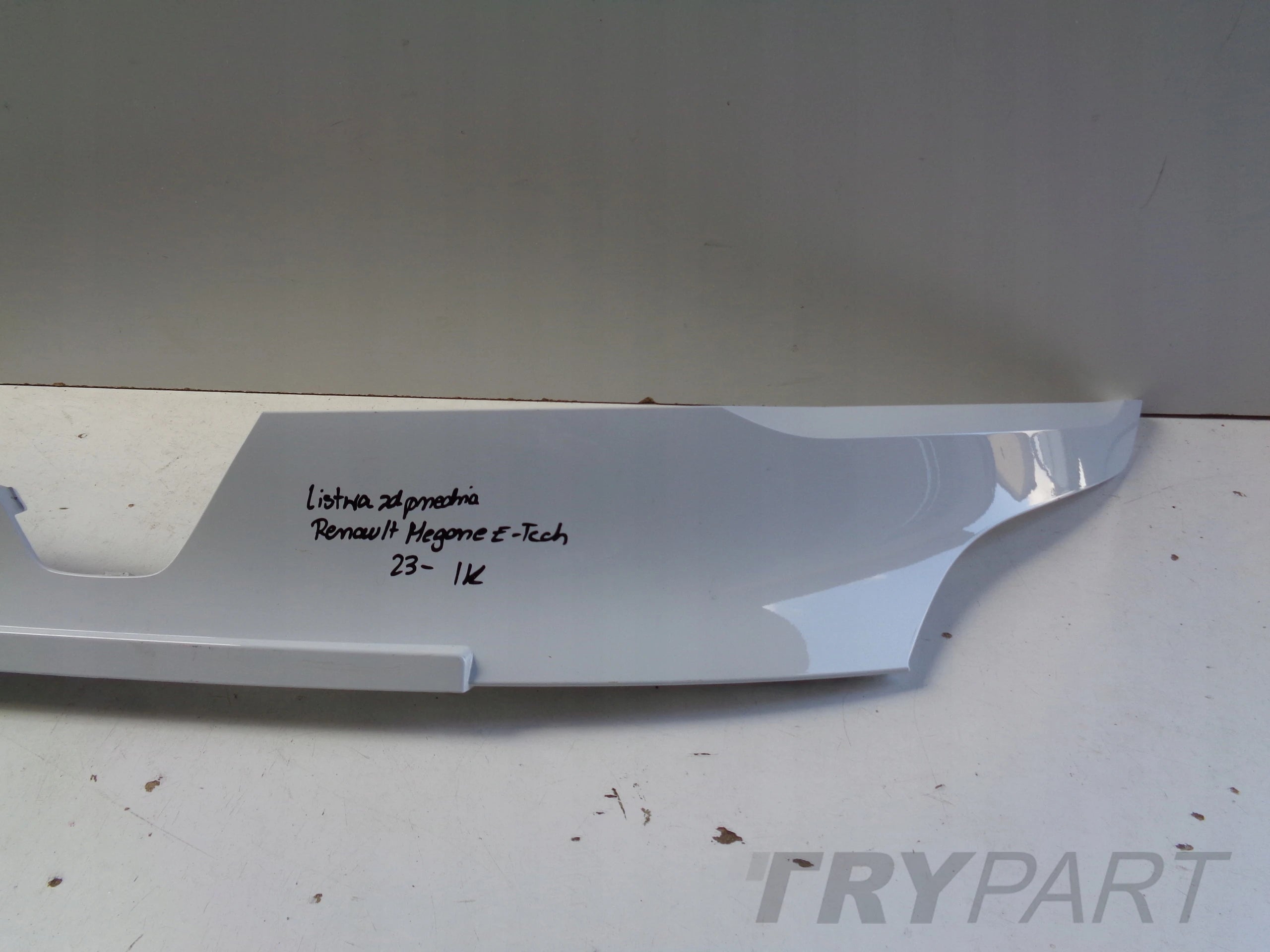 FRONT BUMPER TRIM RENAULT MEGANE E-TECH 23-