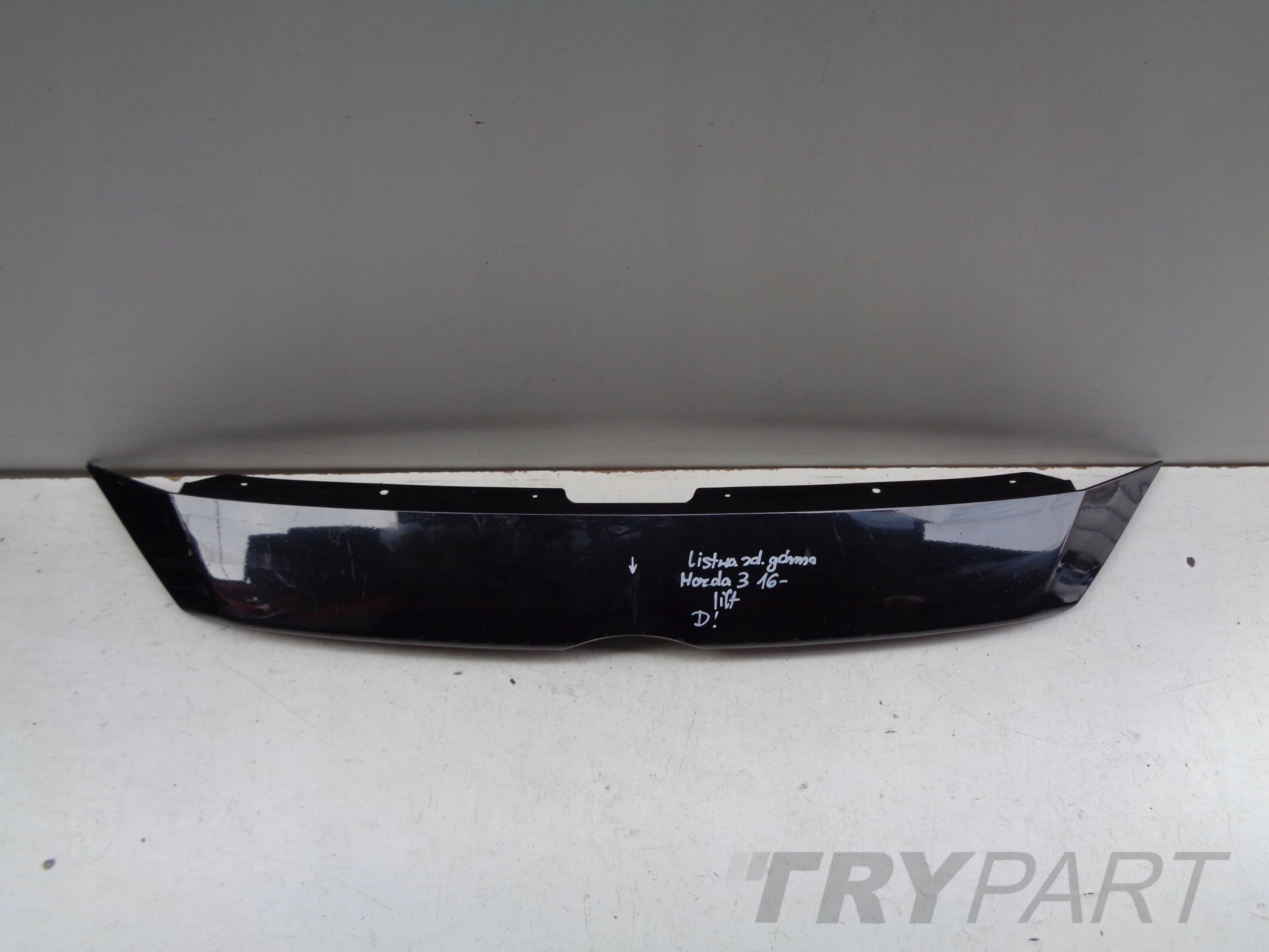 FRONT BUMPER UPPER TRIM GRILLE MAZDA 3 16- FACELIFT