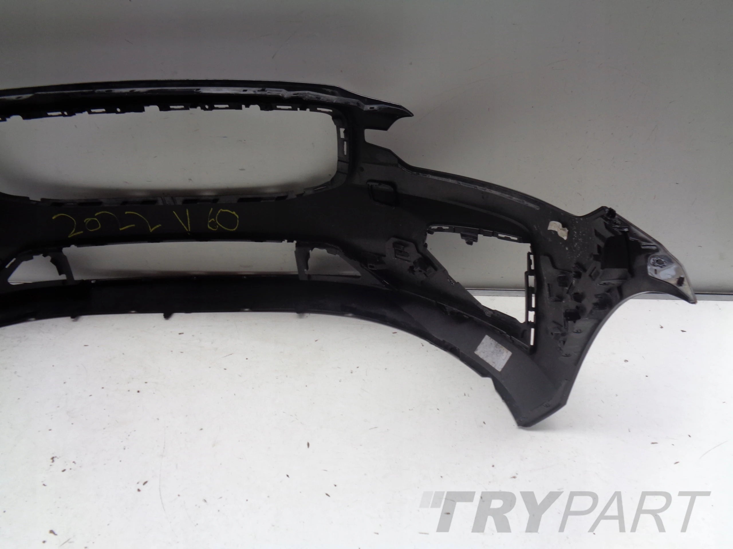 FRONT BUMPER VOLVO V60 S60 18- R-DESIGN 34585