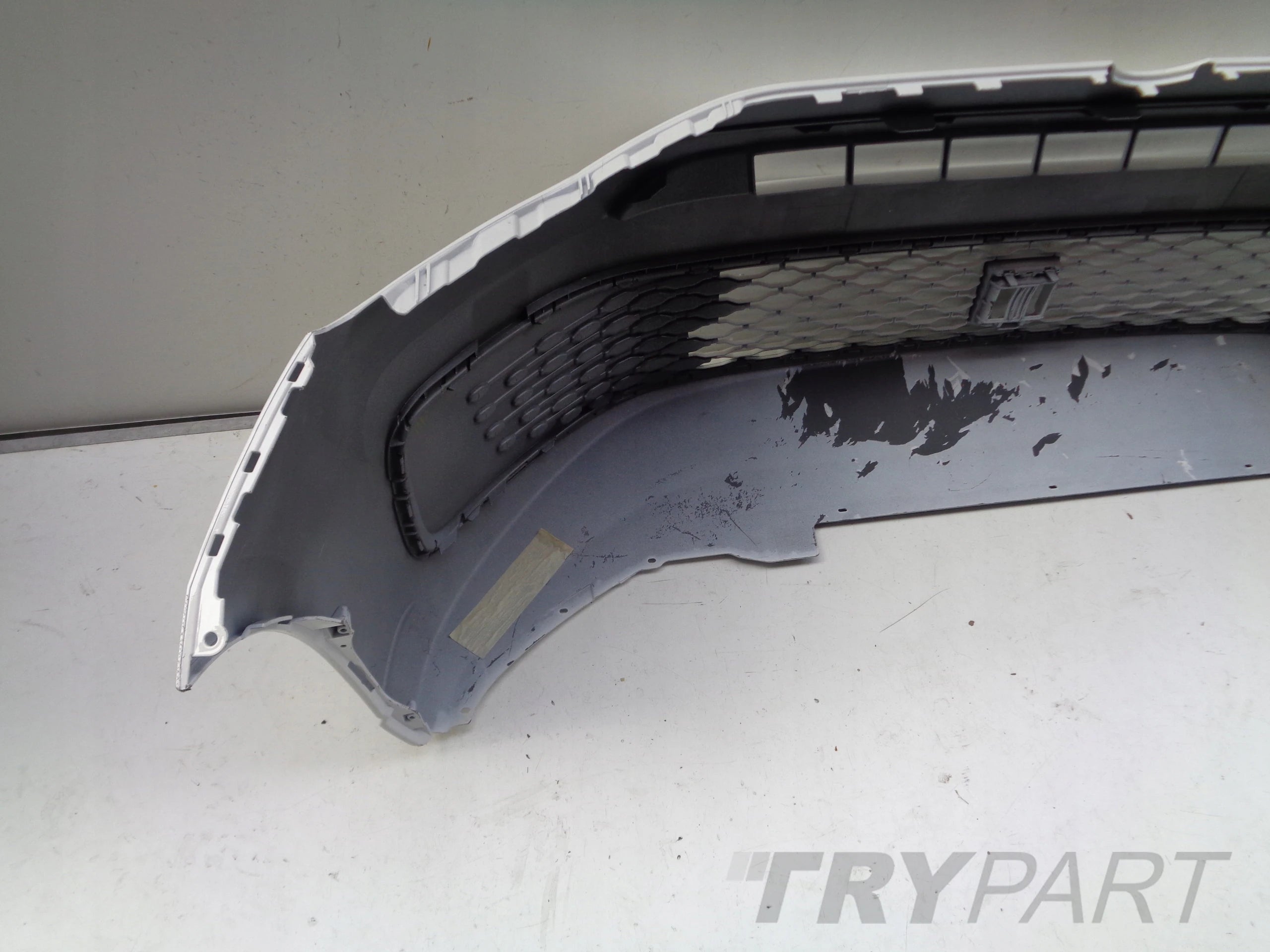 FRONT BUMPER VW CADDY 2K 2K7 20- NO. 28916