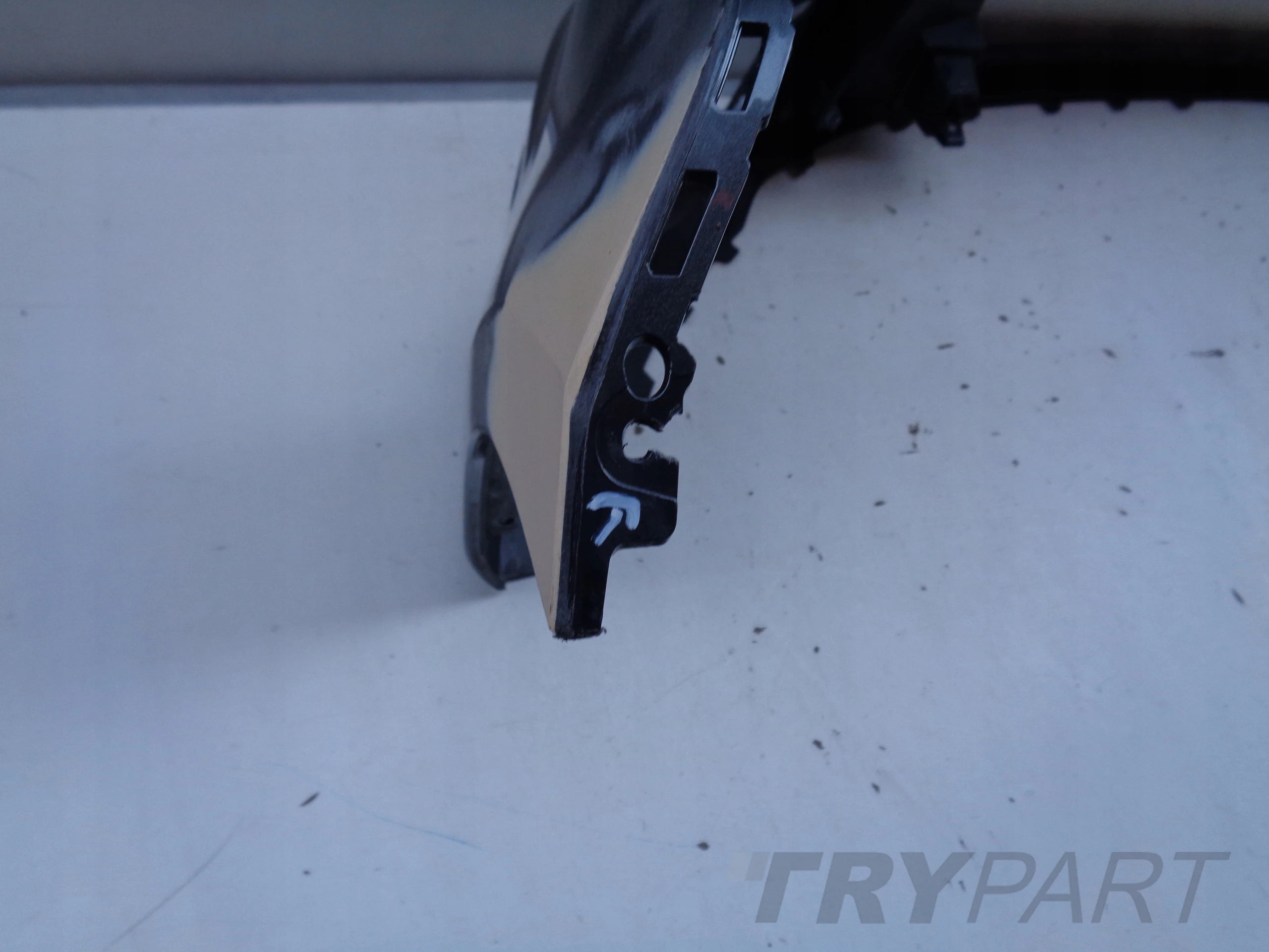 FRONT BUMPER VW CADDY 2K5 15- NO. 45605