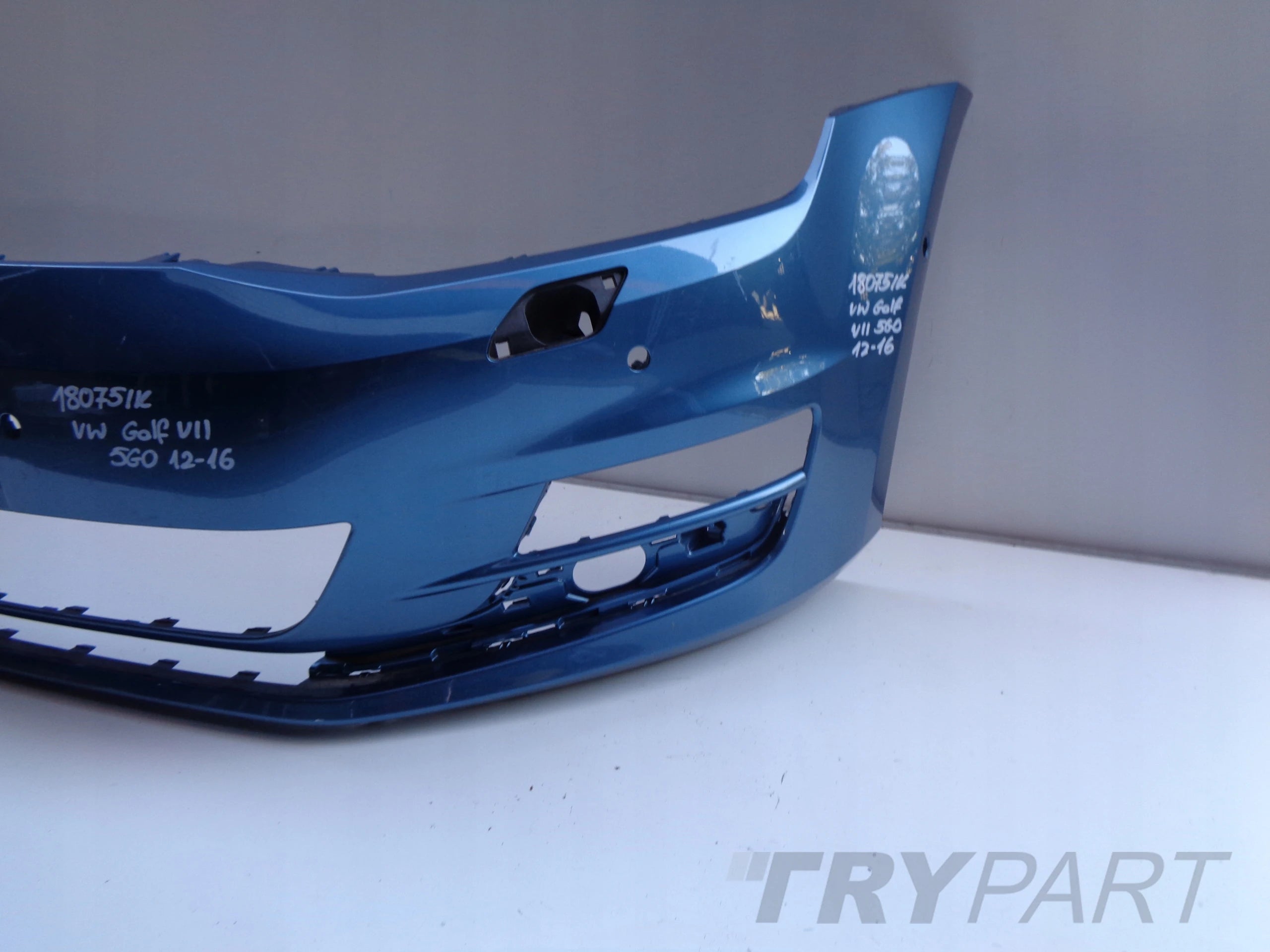 FRONT BUMPER VW GOLF VII 5G0 12-16 NO. 18075