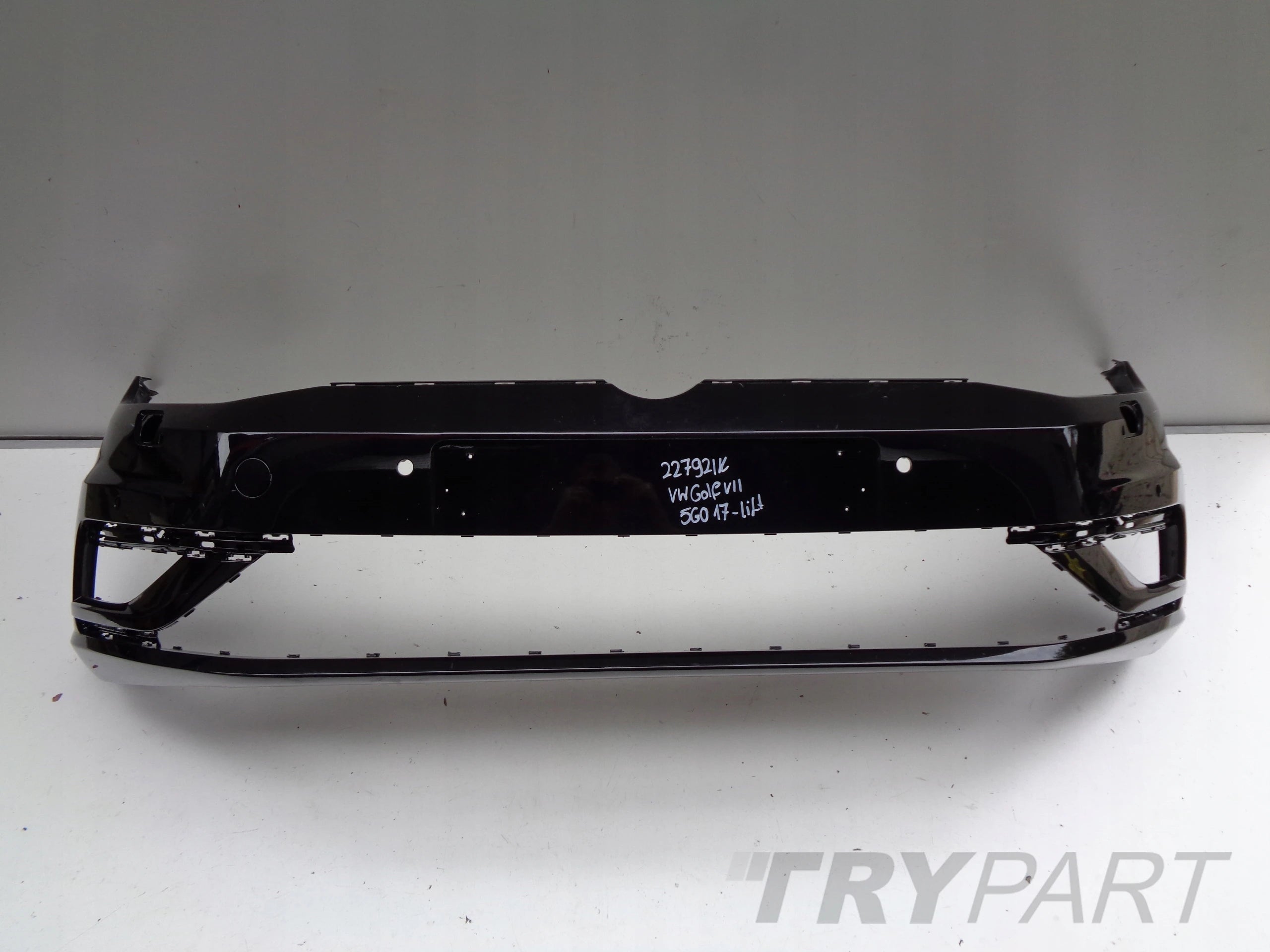FRONT BUMPER VW GOLF VII 7 5G 17- FACELIFT NO. 22792