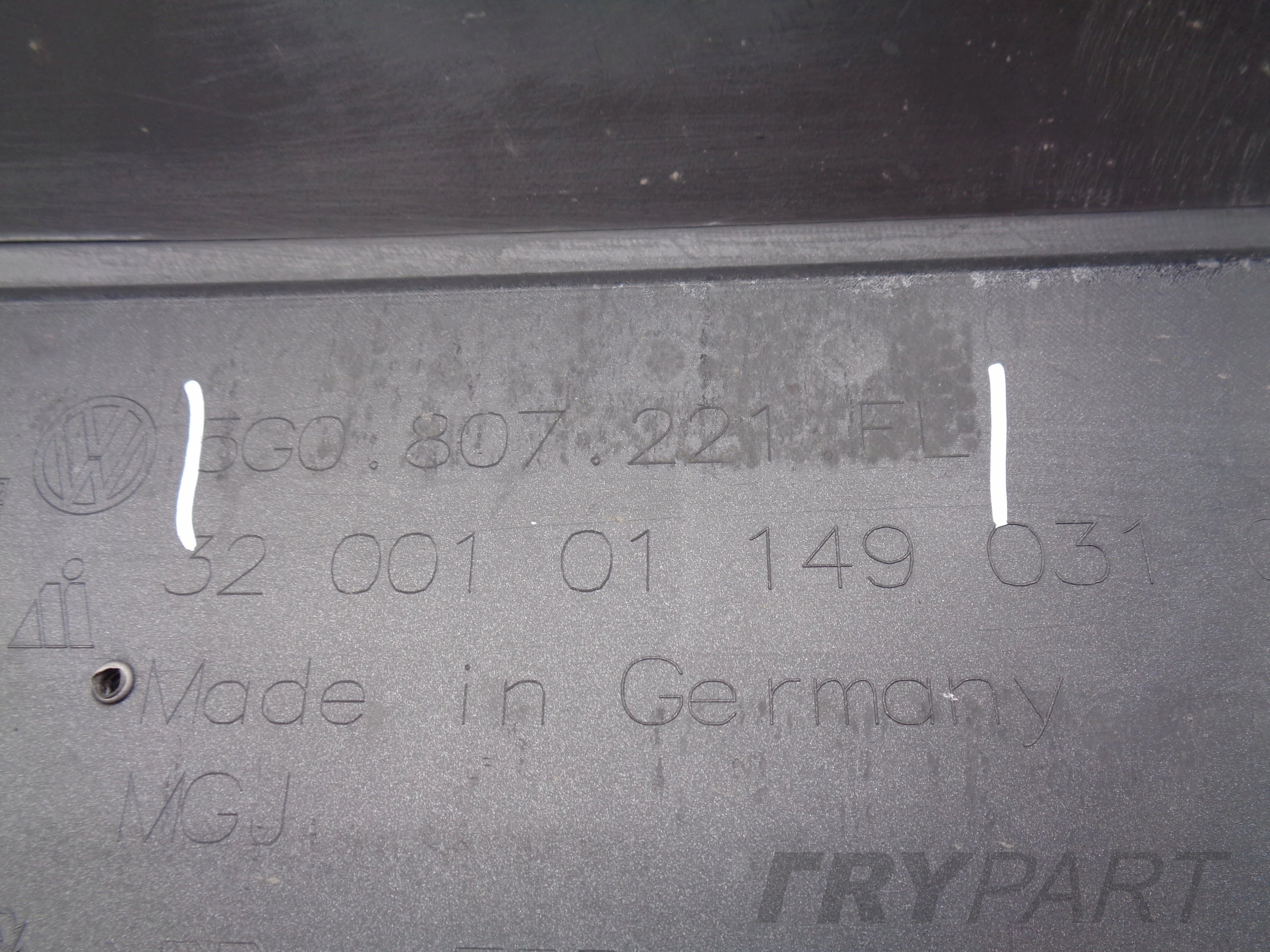 FRONT BUMPER VW GOLF VII 7 5G 5G0 17- FACELIFT NO. 40722