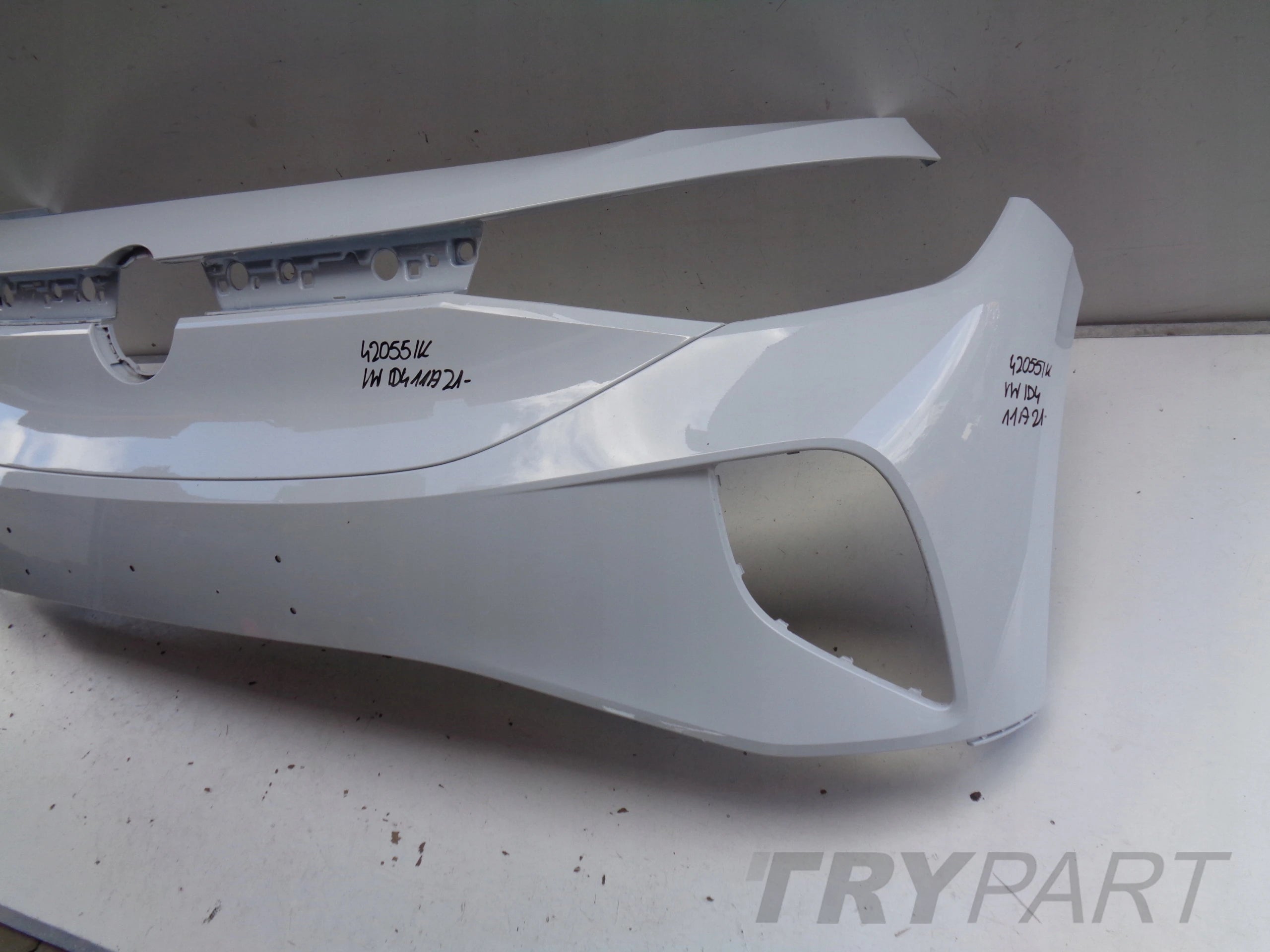 FRONT BUMPER VW ID4 11A 21- NO. 42055