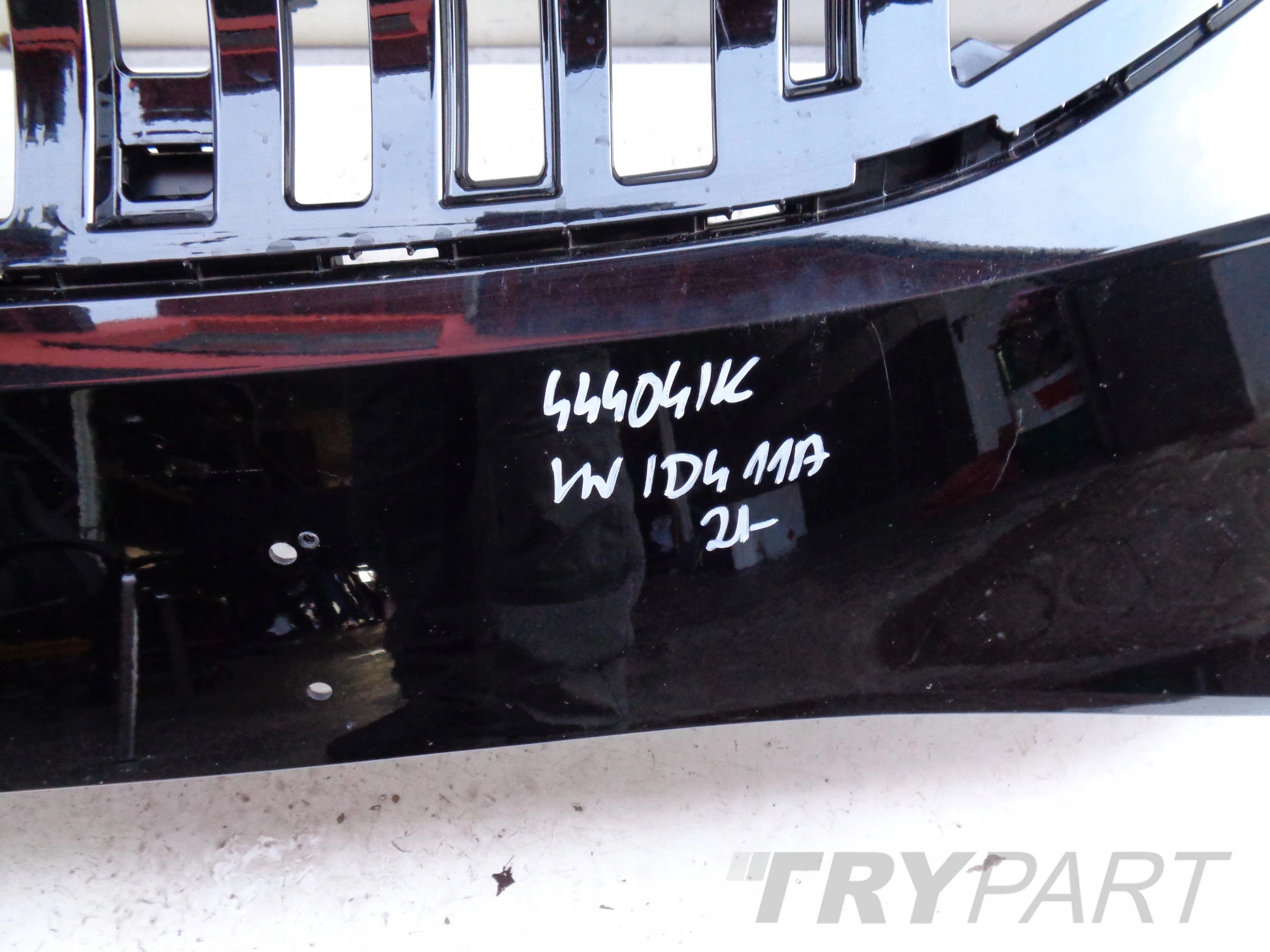 FRONT BUMPER VW ID4 11A 21- NO. 44404