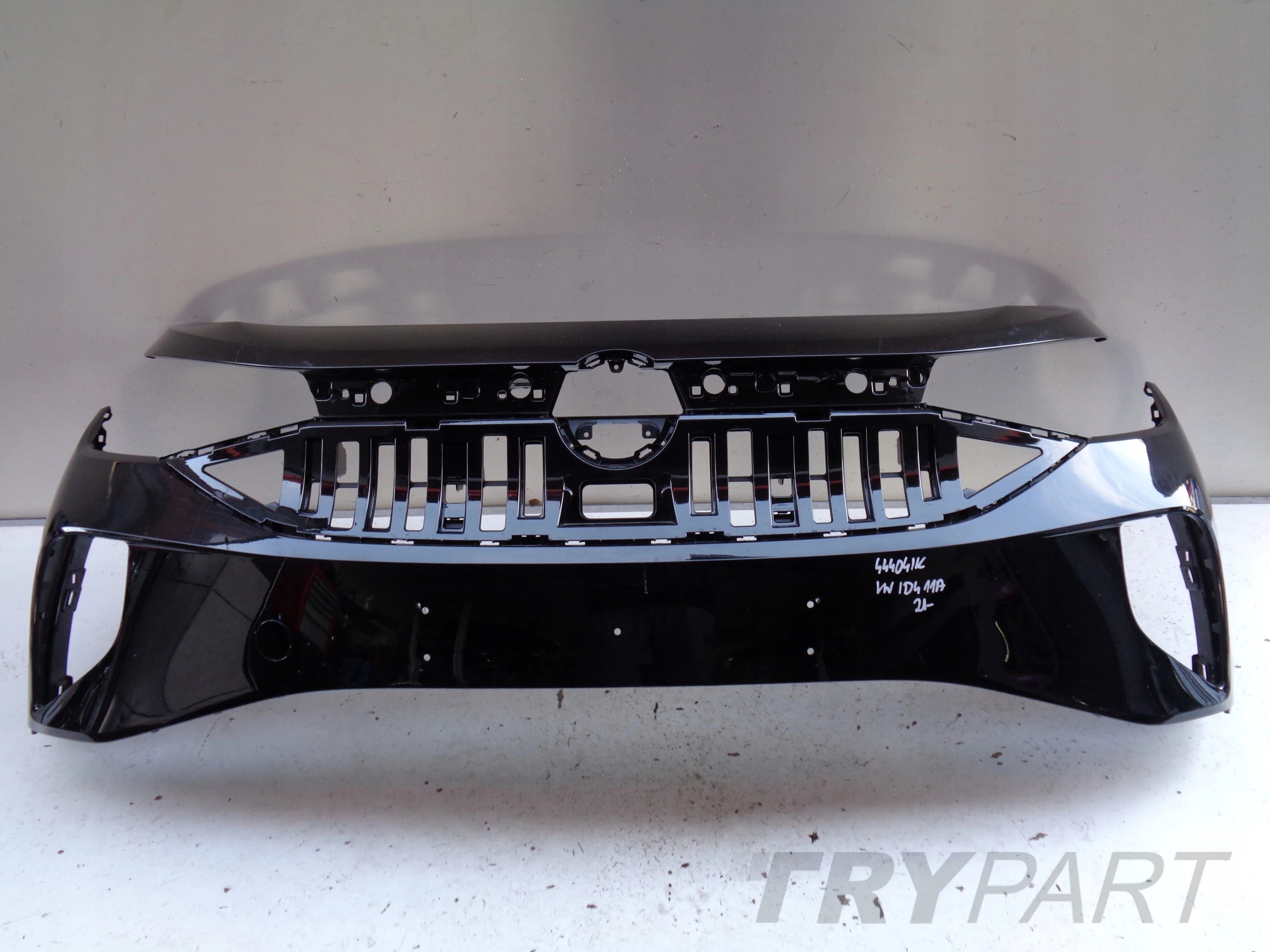 FRONT BUMPER VW ID4 11A 21- NO. 44404