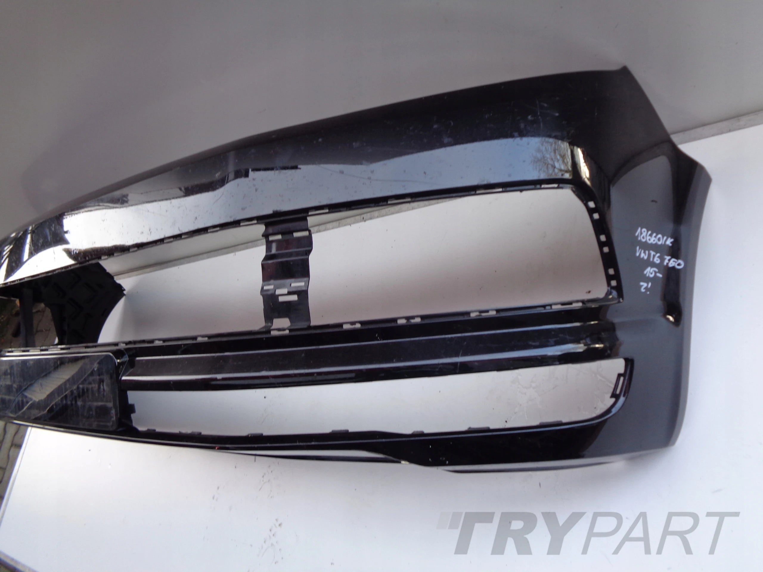FRONT BUMPER VW T6 7E0 15- NO. 18660