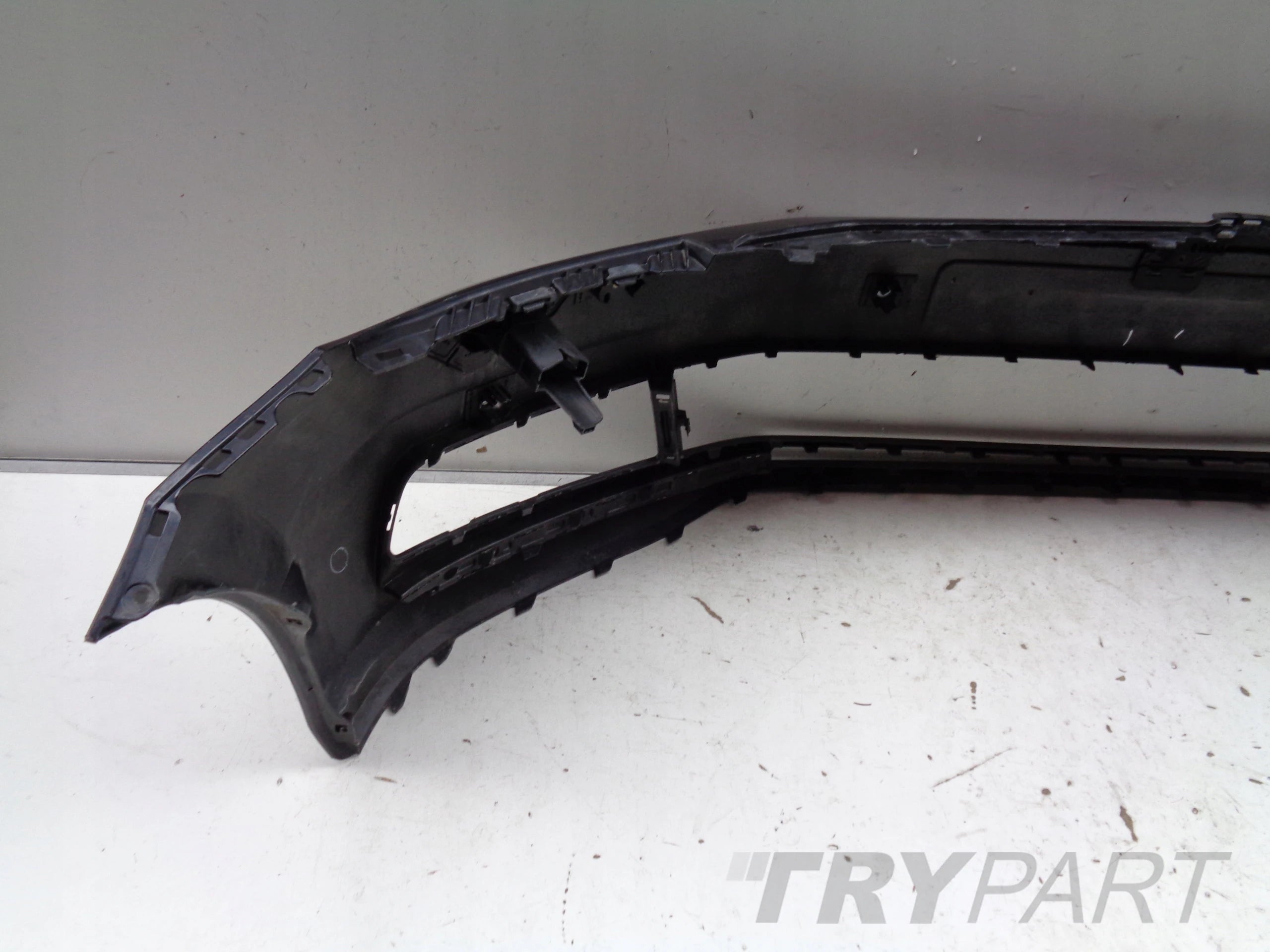 FRONT BUMPER VW TOURAN 5TA 16- NO. 44139