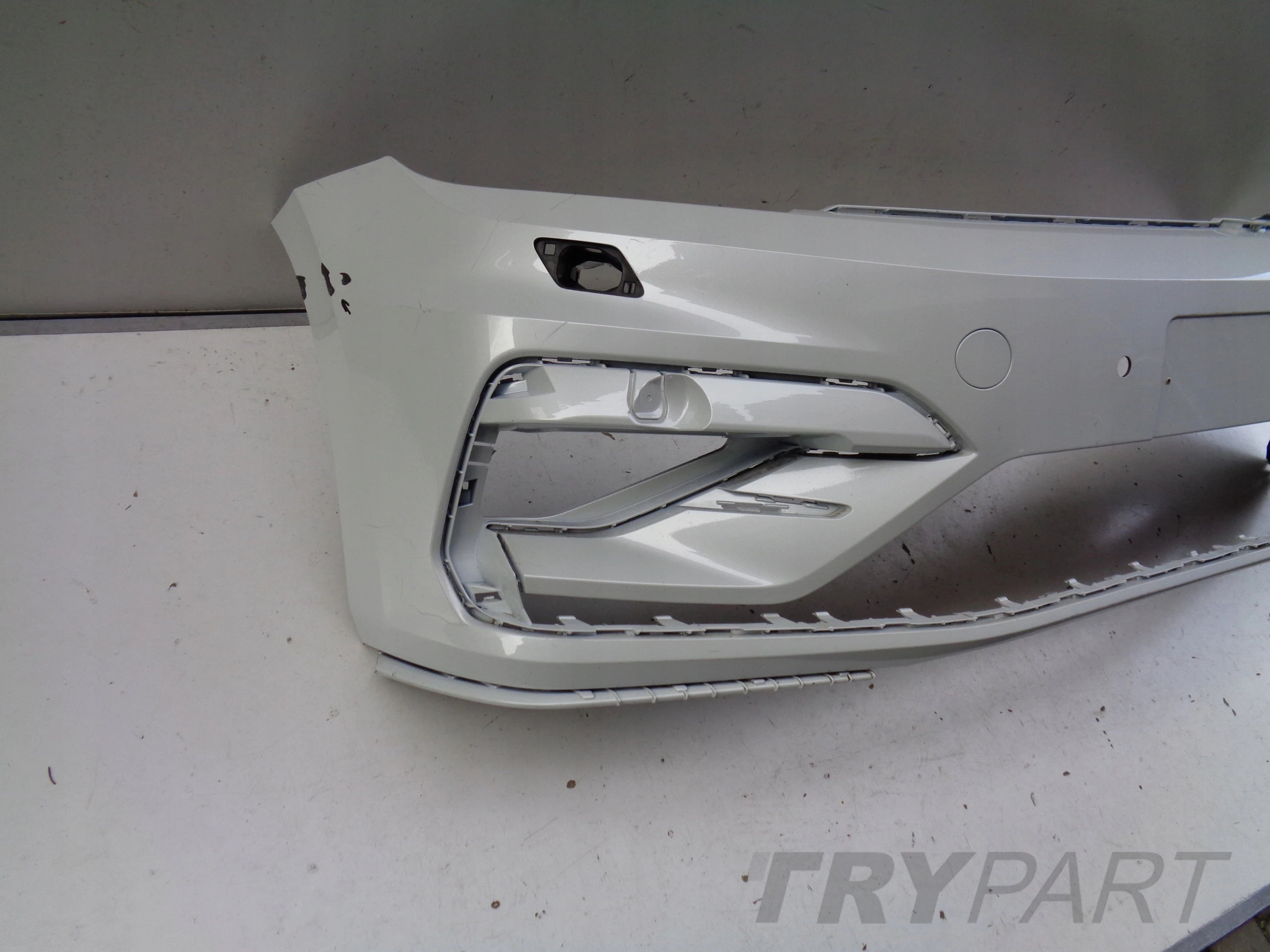 FRONT BUMPER VW TOURAN 5TA 16- R-LINE NO. 39817