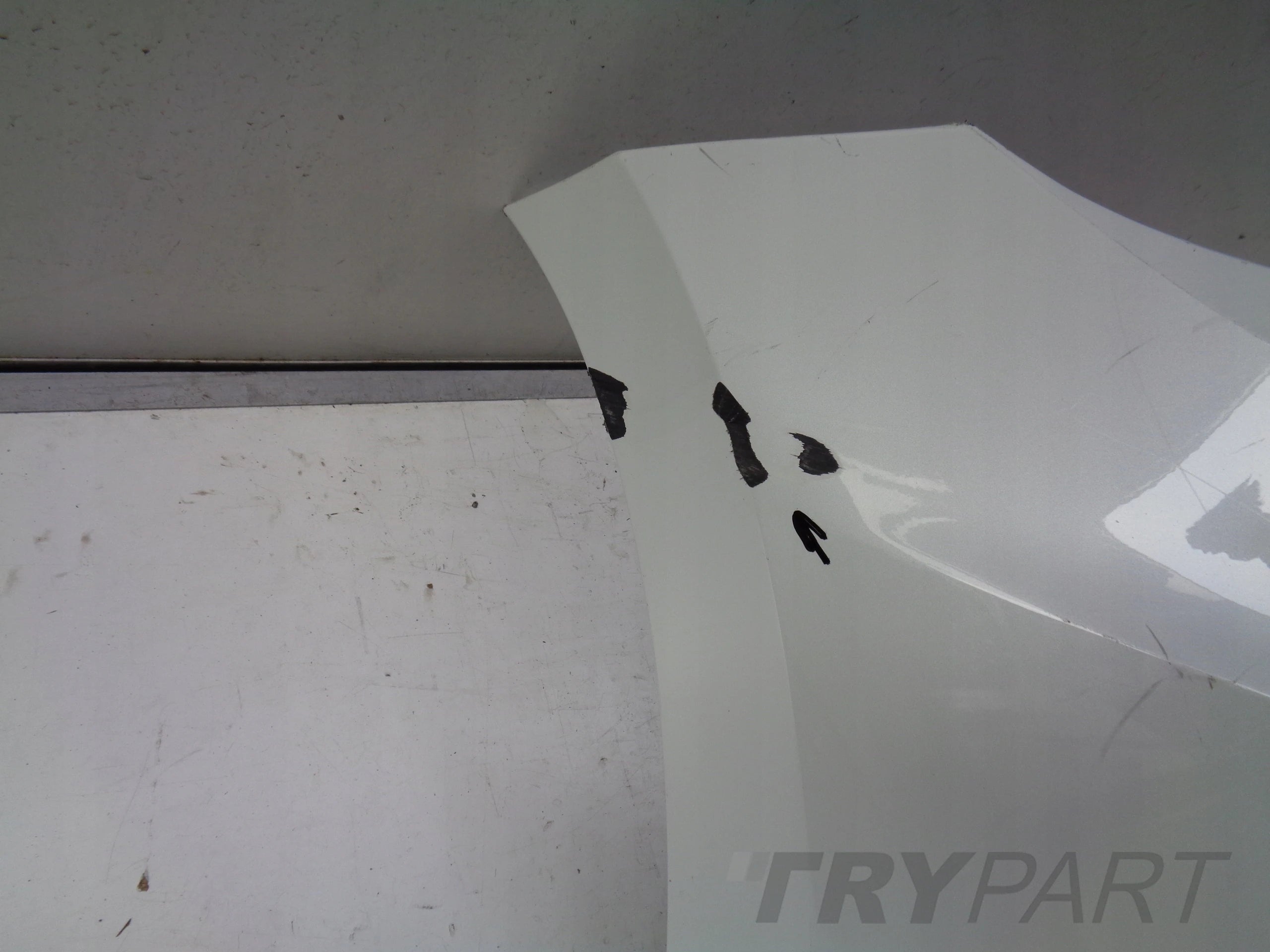FRONT BUMPER VW TOURAN 5TA 16- R-LINE NO. 39817