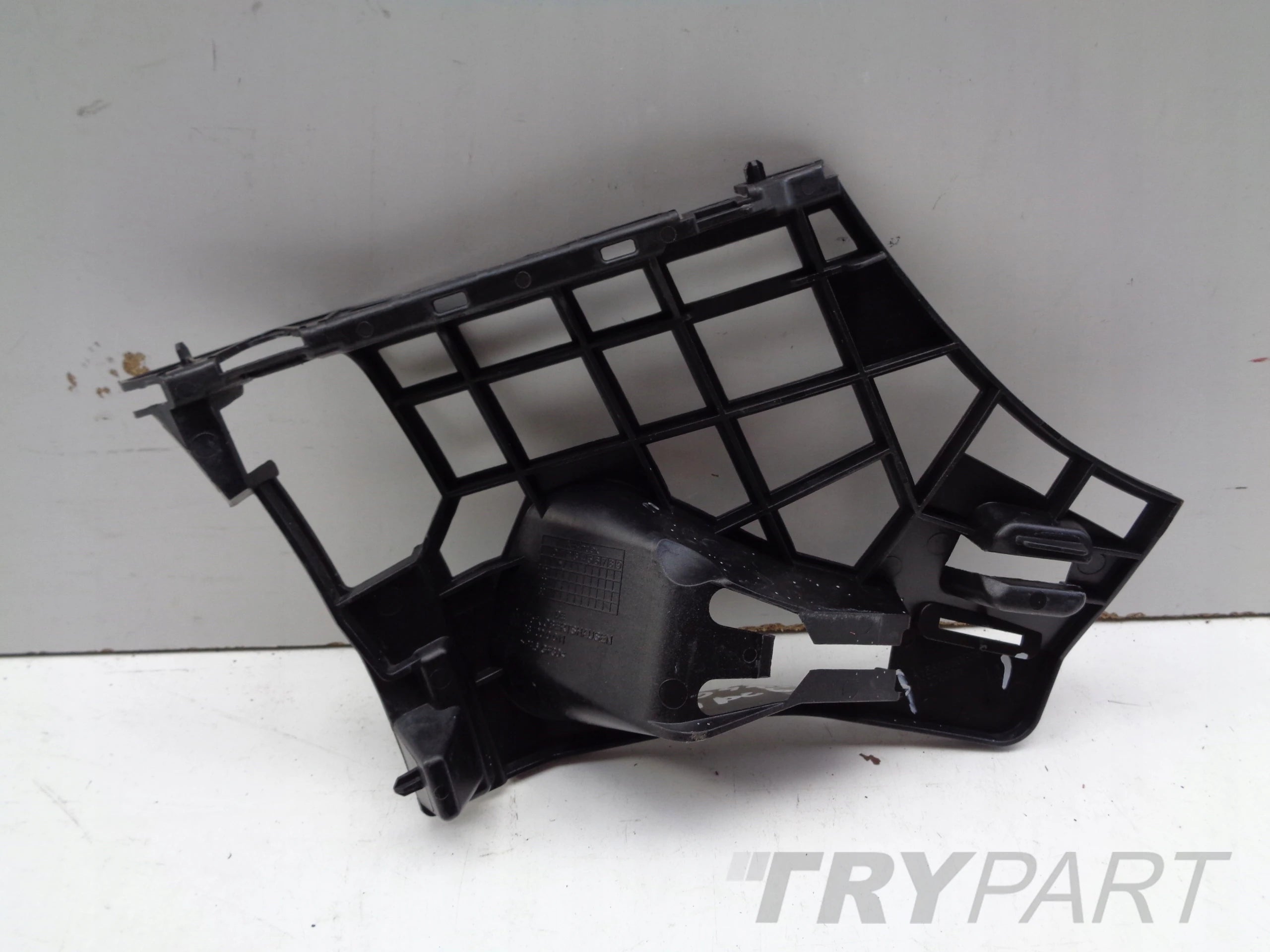 FRONT LEFT BUMPER SLIDER MERCEDES GLA W156 13-16