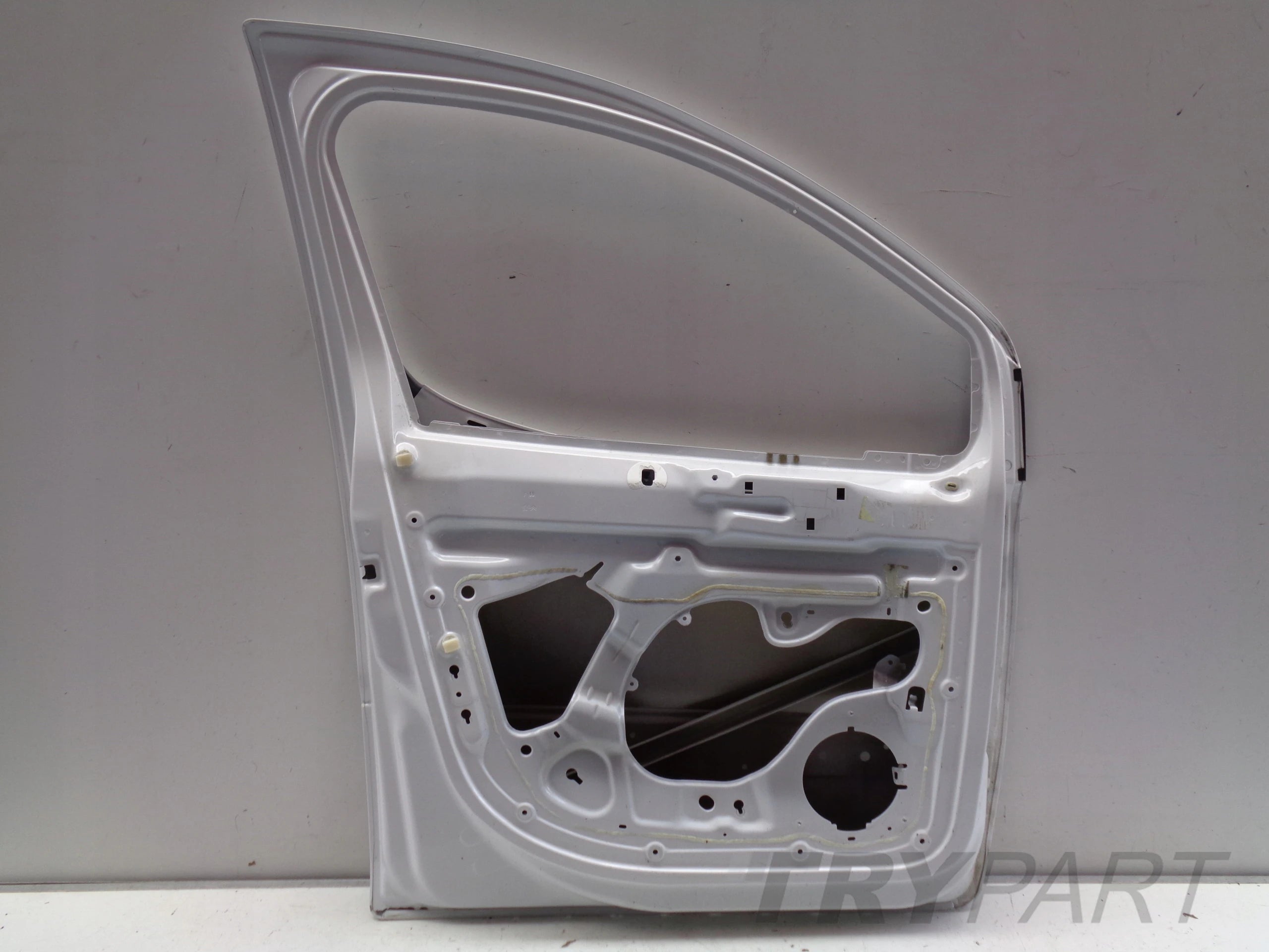 FRONT LEFT DOOR CITROEN BERLINGO PEUGEOT PARTNER 08- NO. 41066