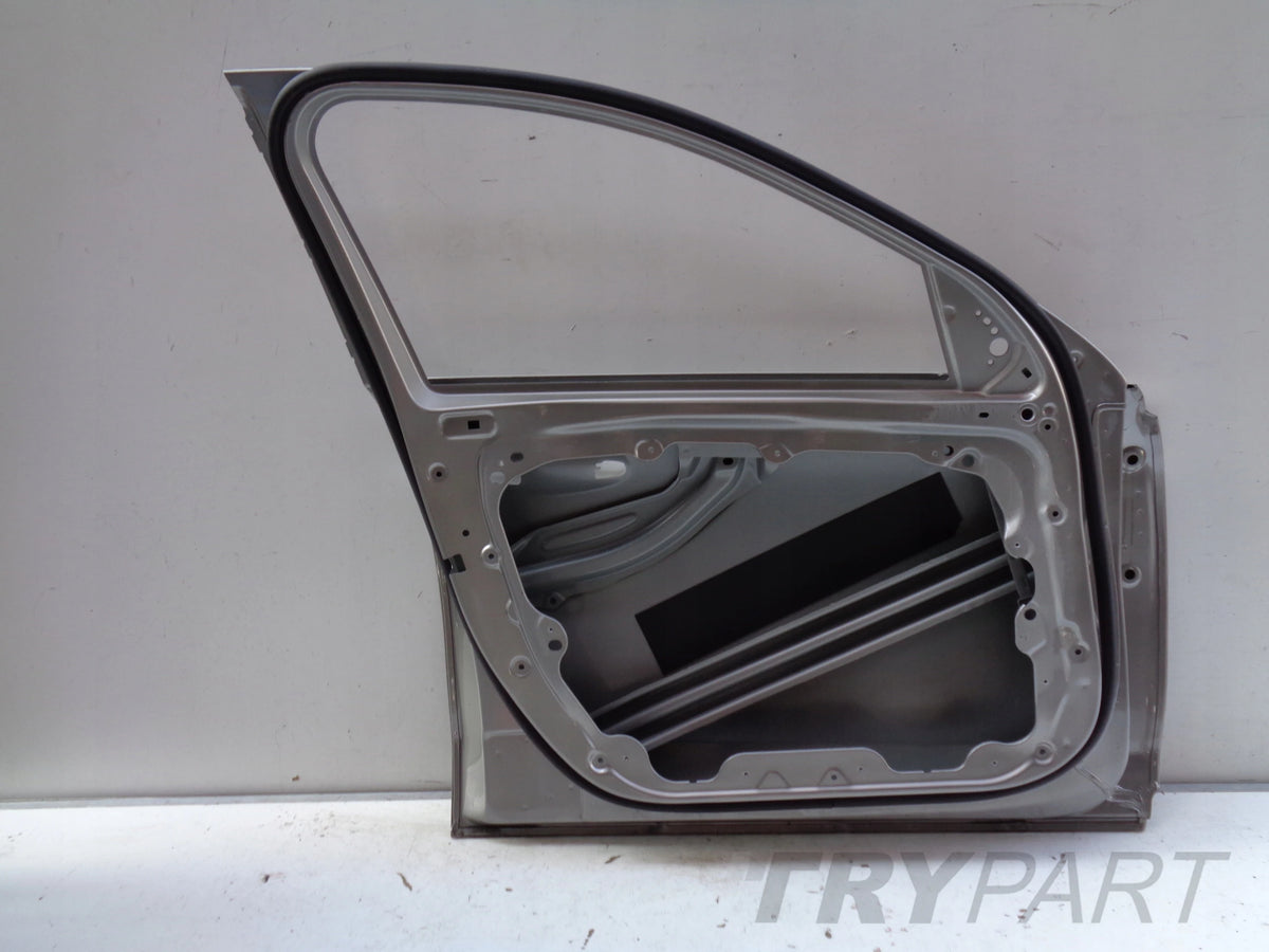 FRONT LEFT DOOR FOR MERCEDES C-CLASS W206 21- NO. 42396