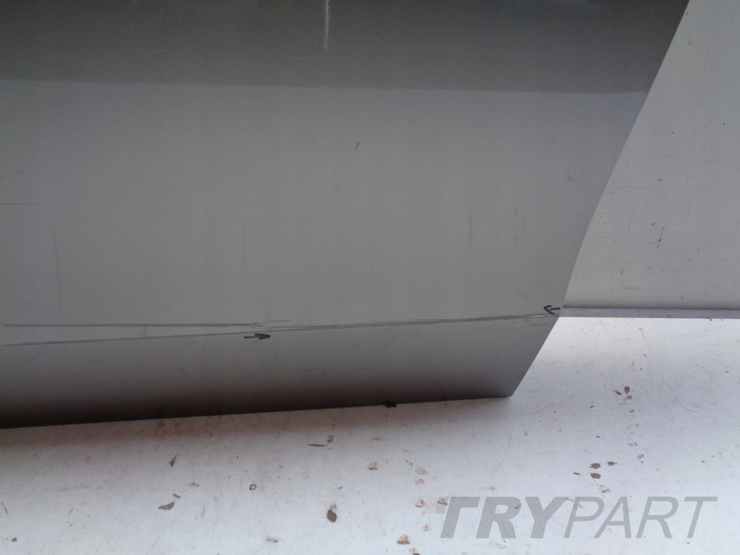 FRONT LEFT DOOR FOR MERCEDES C-CLASS W206 21- NO. 42396