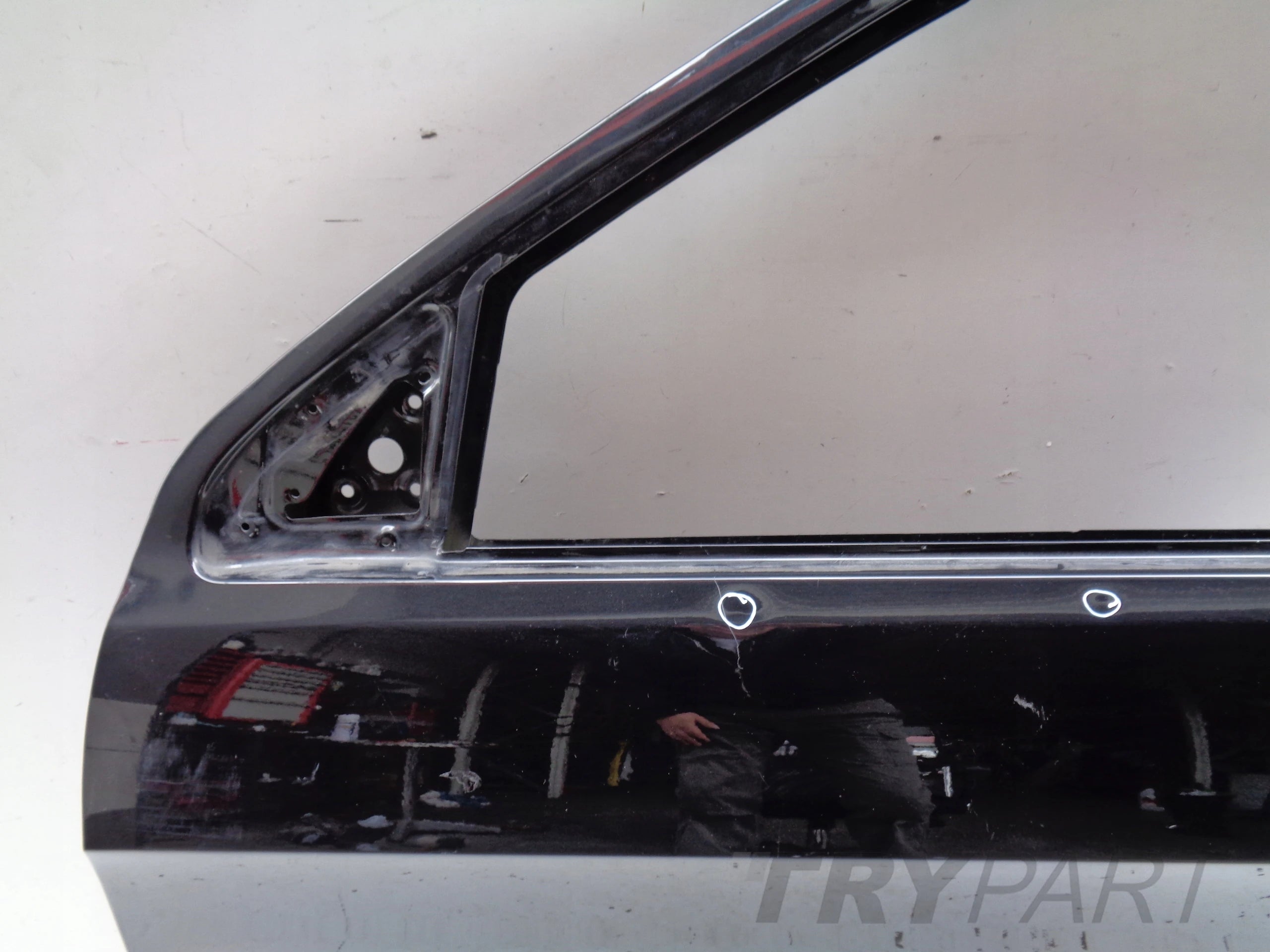 FRONT LEFT DOOR JEEP GRAND CHEROKEE WK2 13- NO. 46012