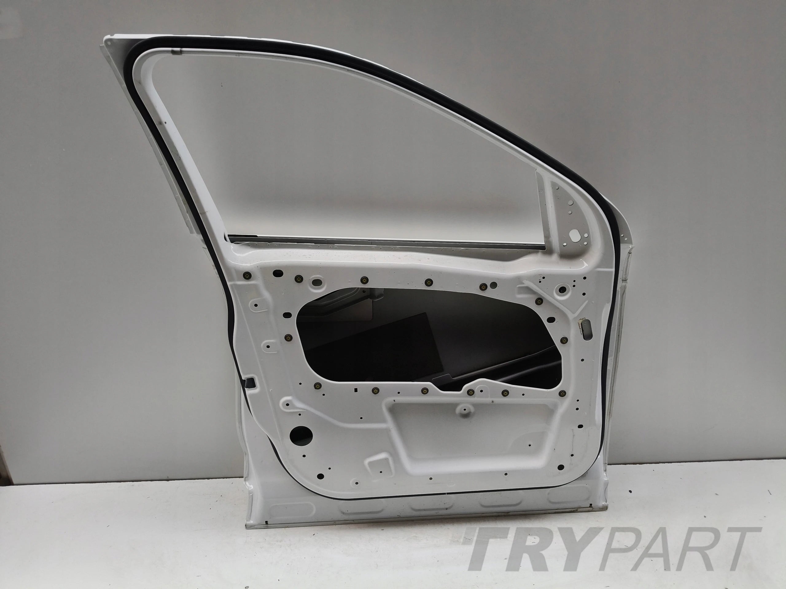 FRONT LEFT DOOR LAND ROVER DISCOVERY SPORT 14- NO. 49836