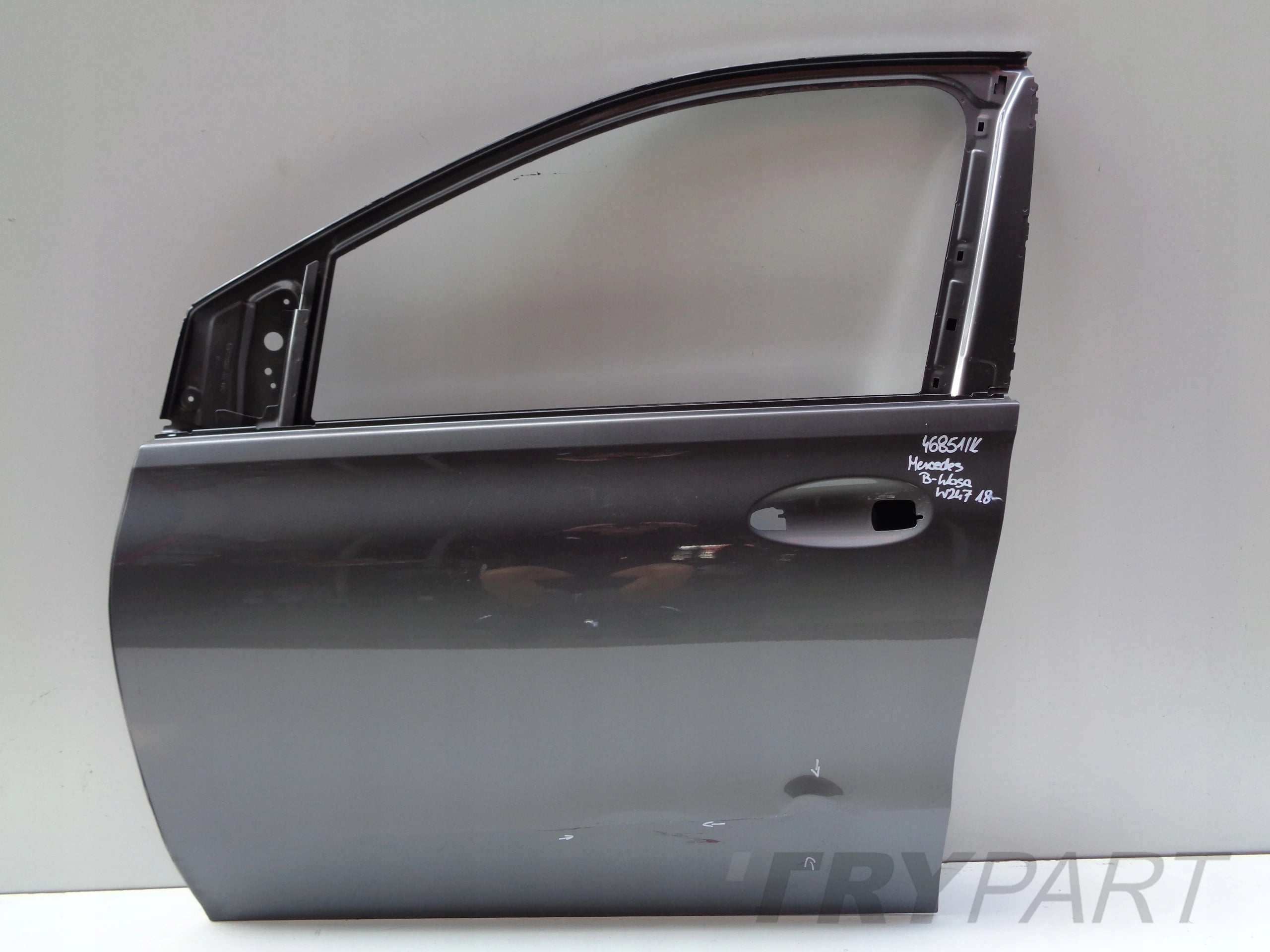 FRONT LEFT DOOR MERCEDES B-CLASS W247 18- NO. 46851