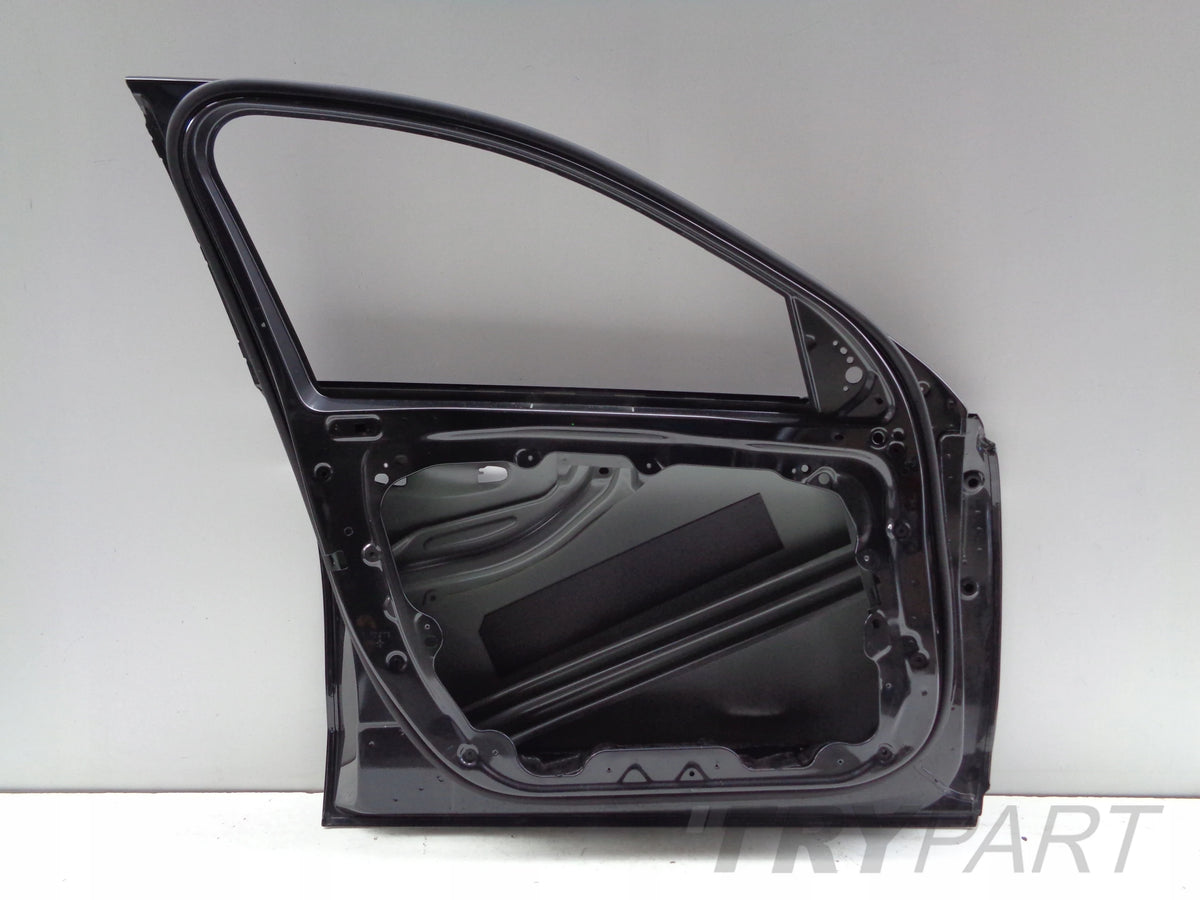FRONT LEFT DOOR MERCEDES C-CLASS W206 21- NO. 50284