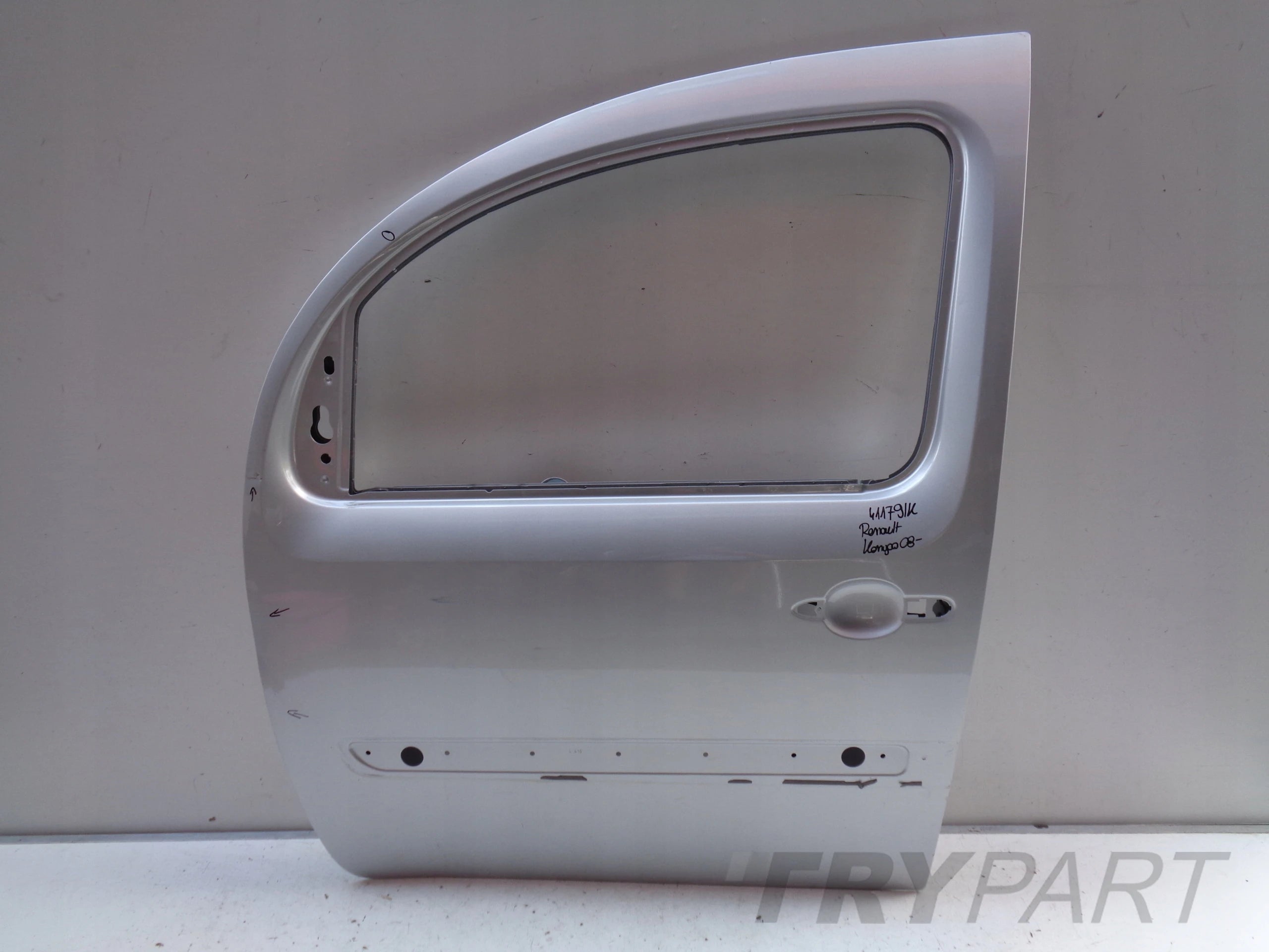 FRONT LEFT DOOR RENAULT KANGOO 08- MERCEDES CITAN W415 NR 41179