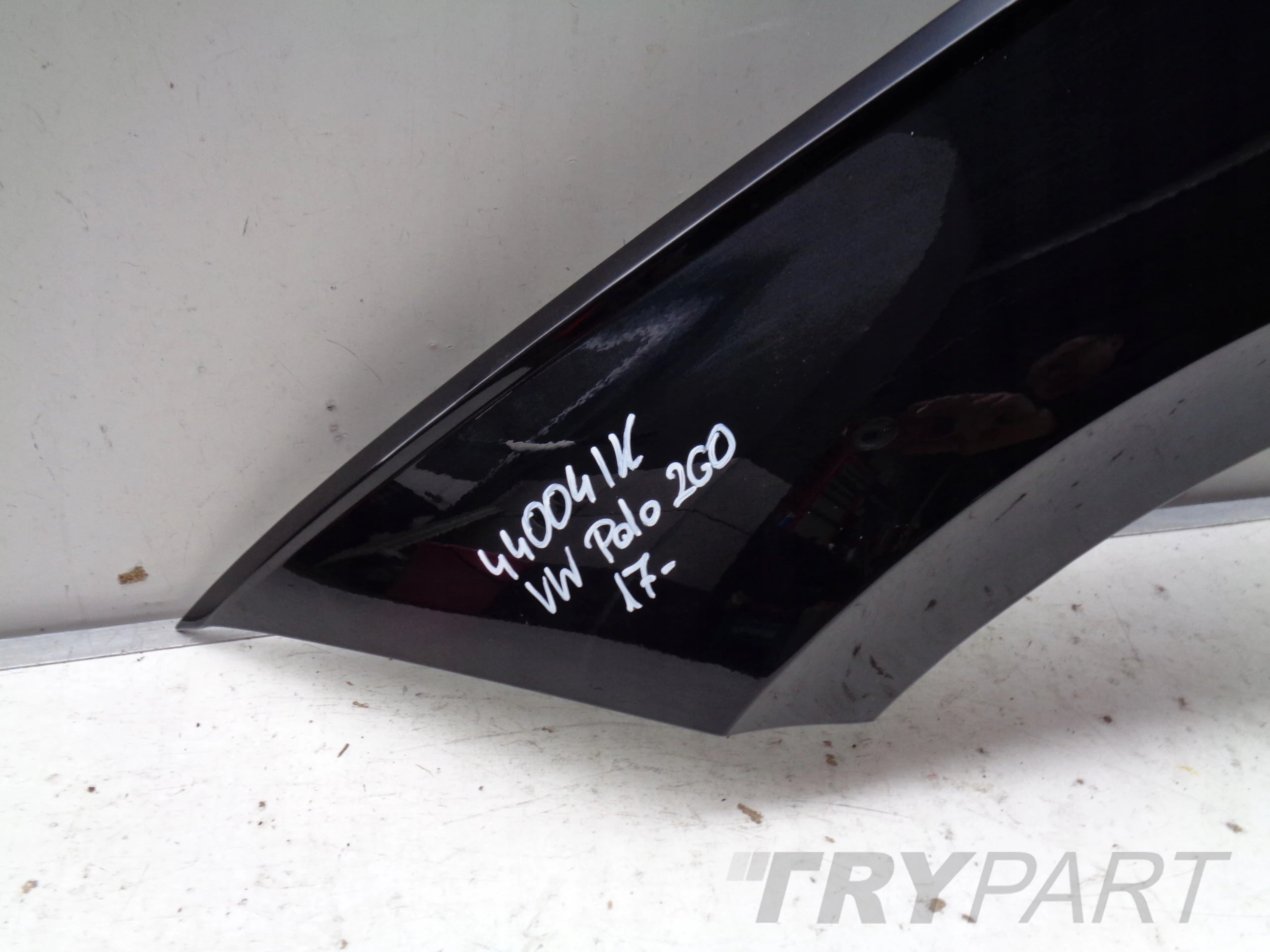 FRONT LEFT FENDER VW POLO 2G 2G0 17- NO. 44004