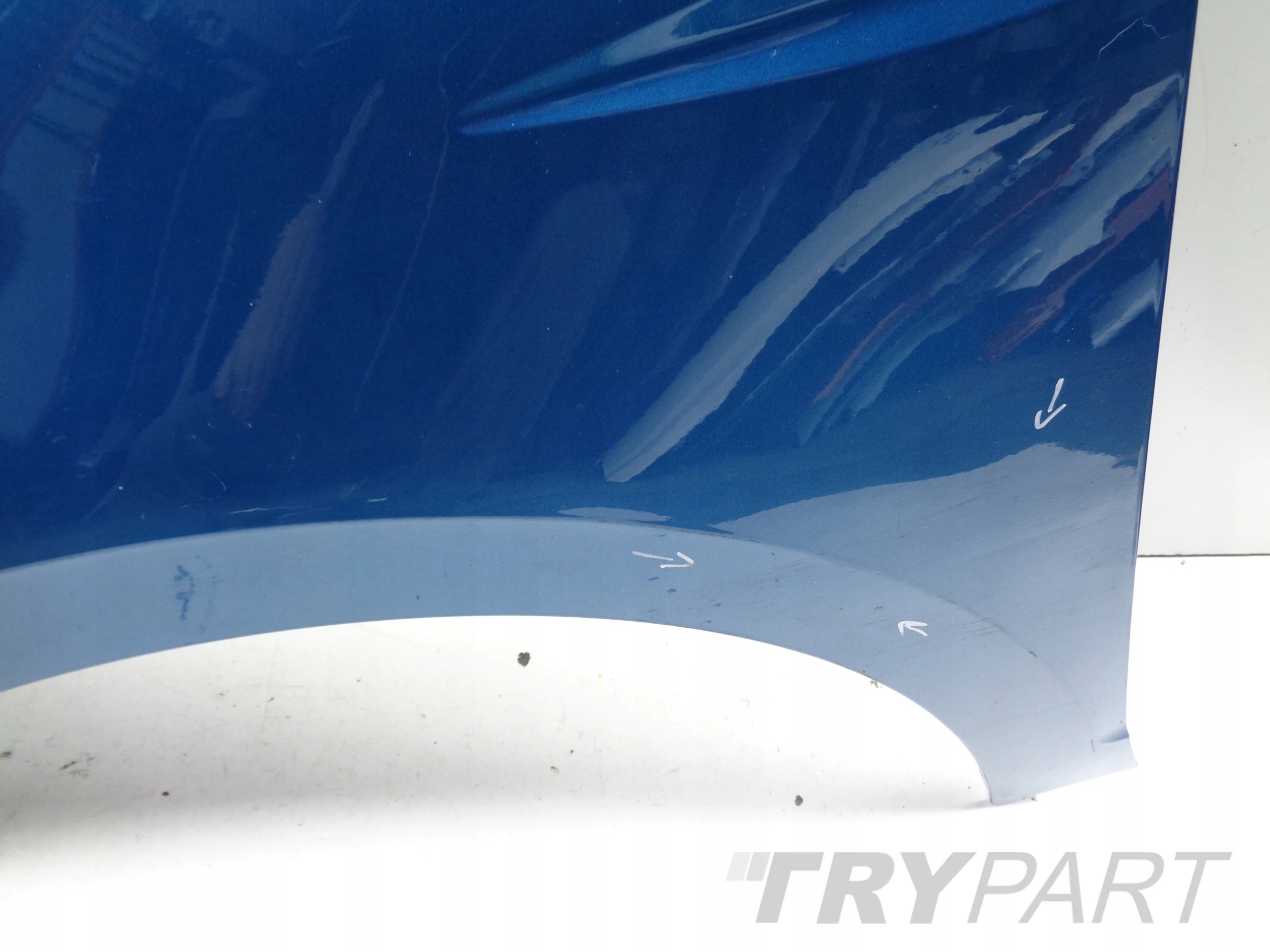FRONT LEFT FENDER VW TOURAN 5TA 16- NO. 51570