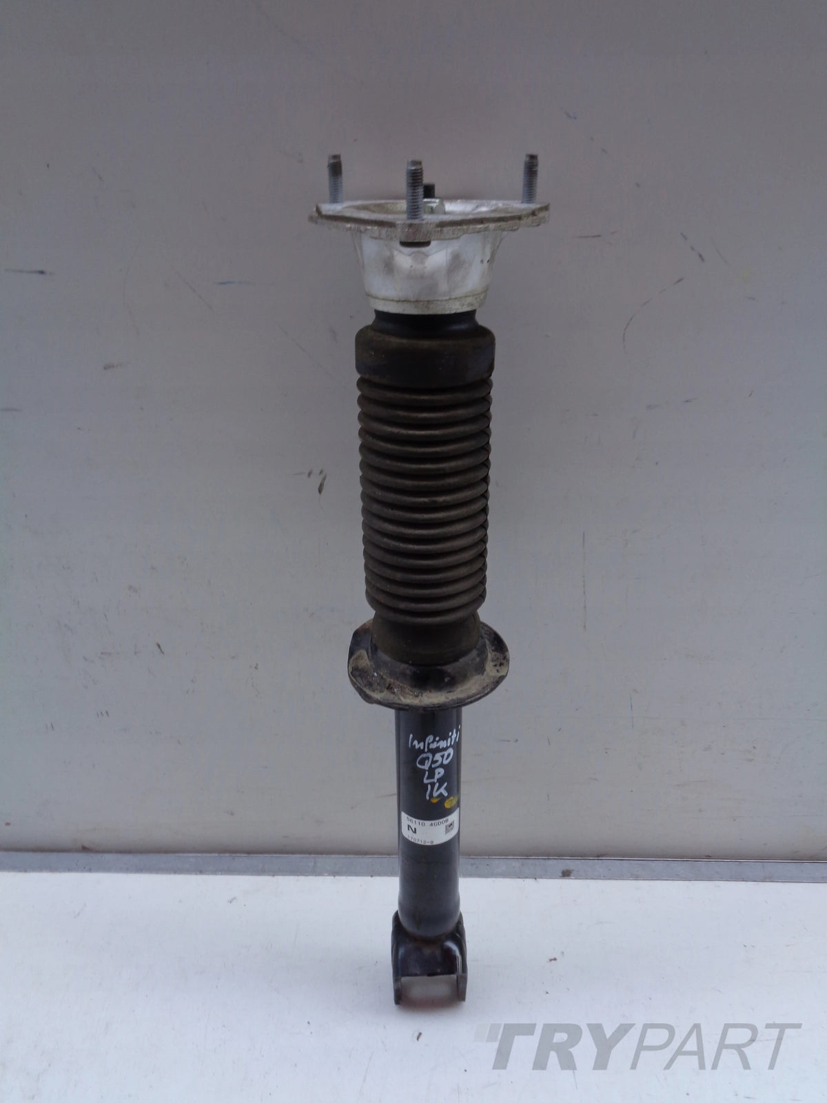 FRONT LEFT SHOCK ABSORBER INFINITI Q50 14-