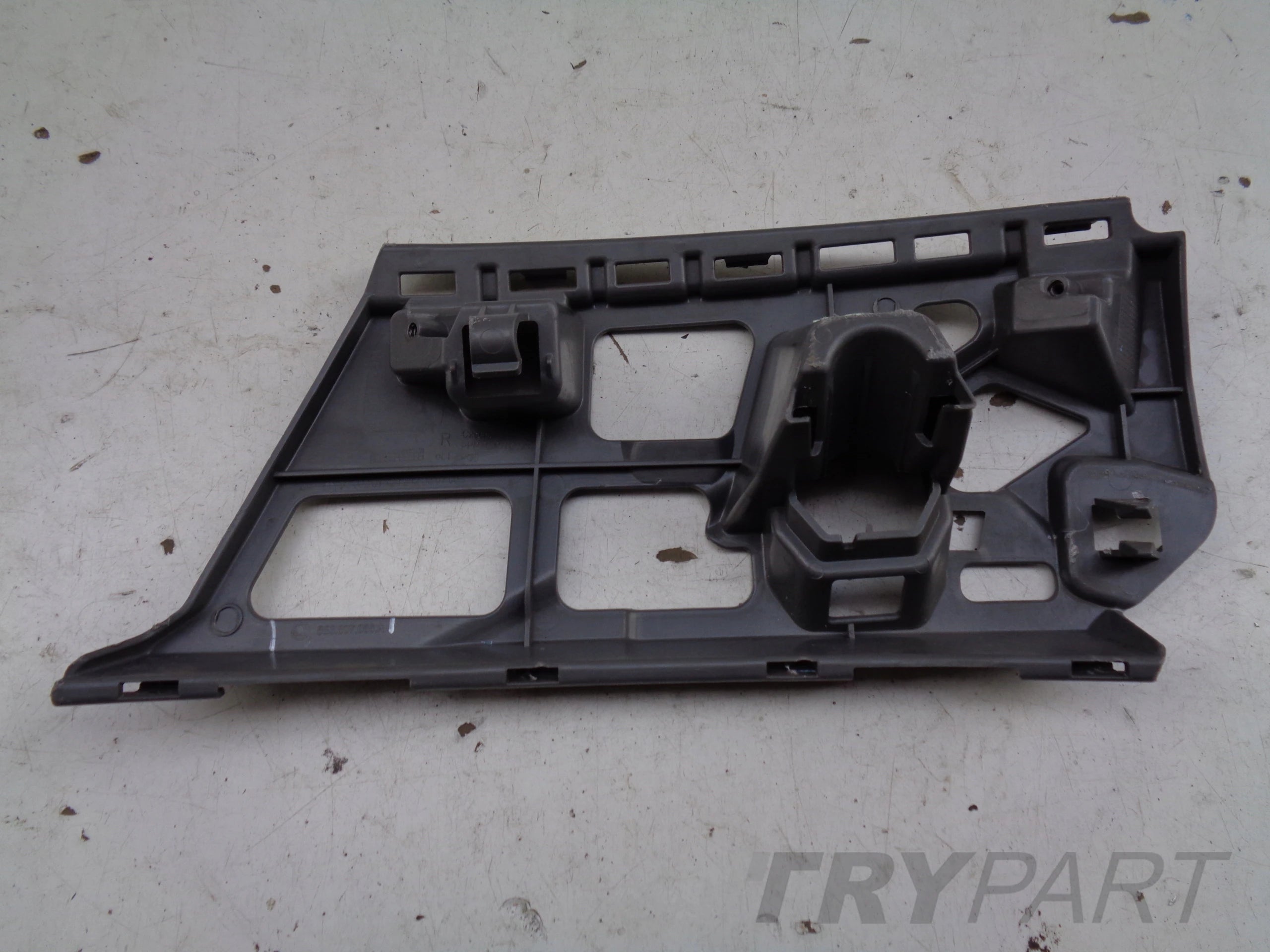 FRONT RIGHT BUMPER SLIDER SKODA OCTAVIA IV 4 RS 5E3 20-