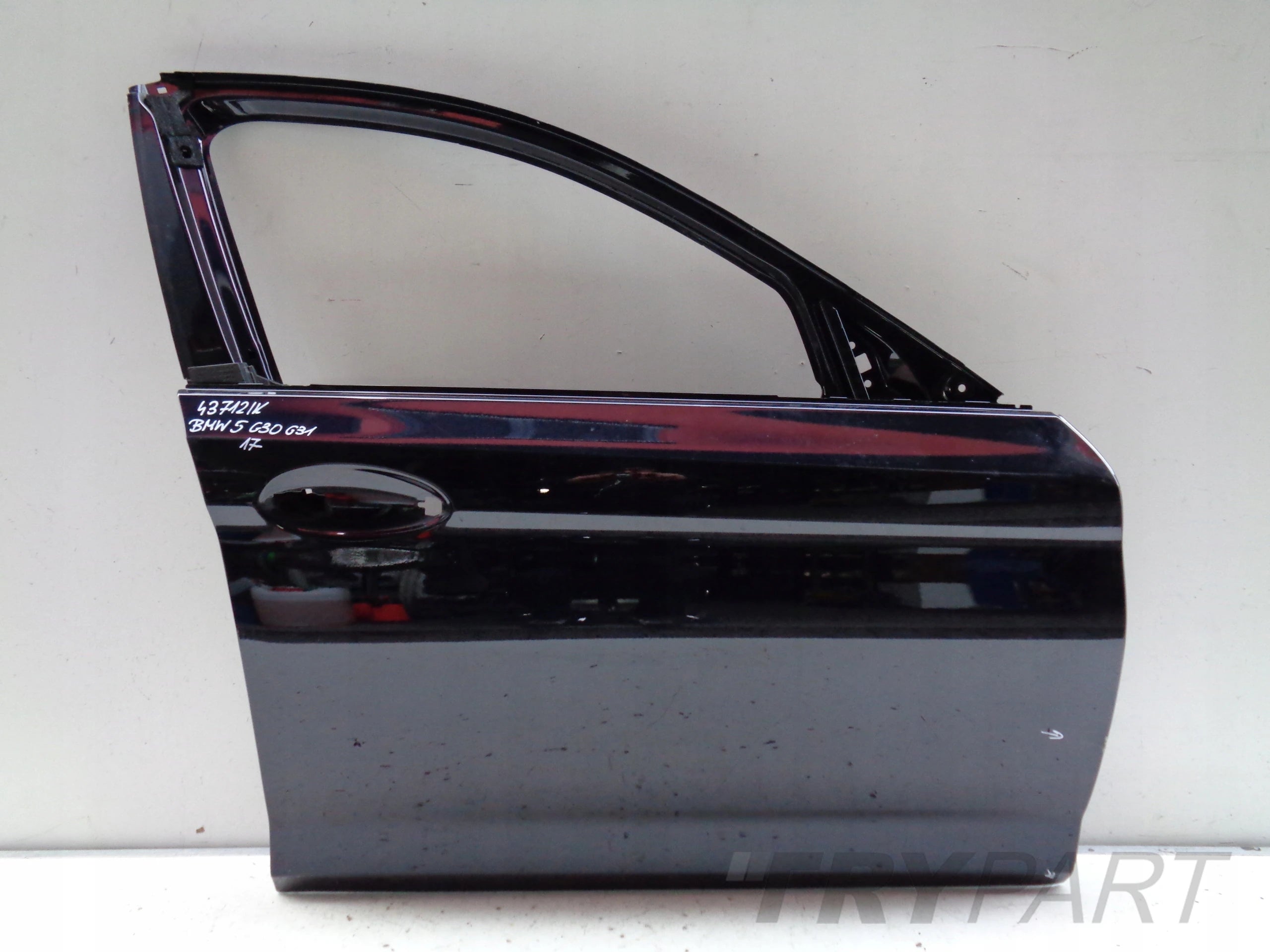 FRONT RIGHT DOOR BMW 5 G30 G31 17- NO. 43712