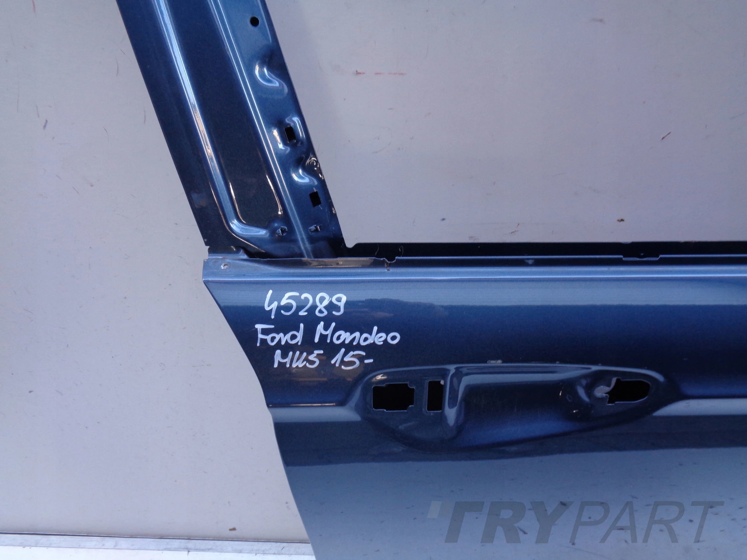 FRONT RIGHT DOOR FORD MONDEO MK5 15- NO. 45289