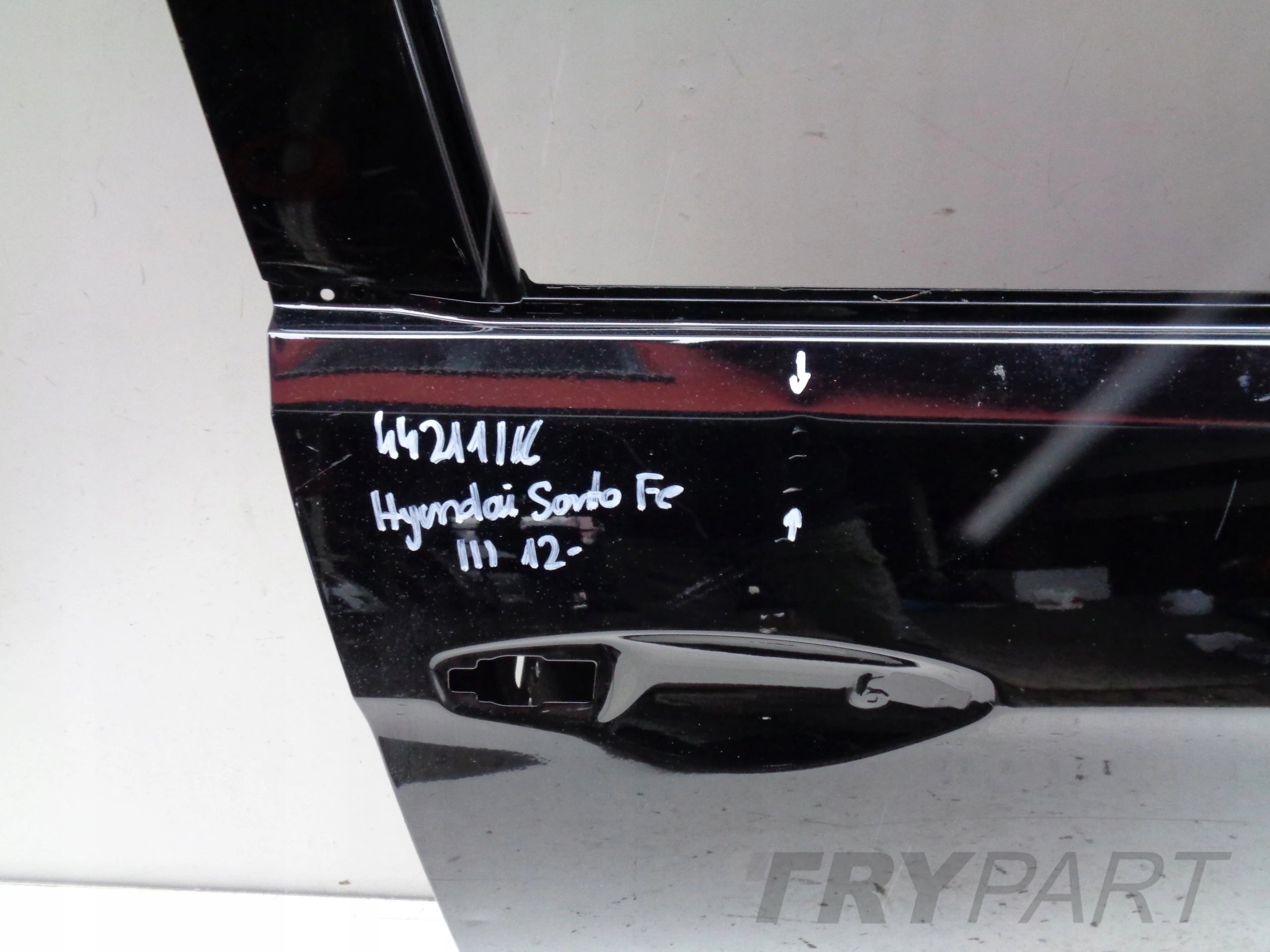 FRONT RIGHT DOOR HYUNDAI SANTA FE III 12- NR 44211