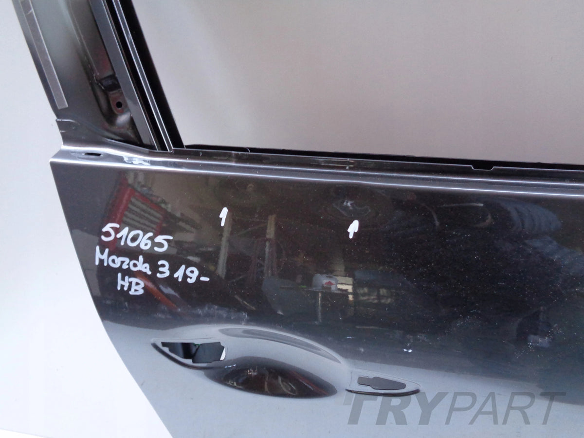 FRONT RIGHT DOOR MAZDA 3 19- HB NO. 51065