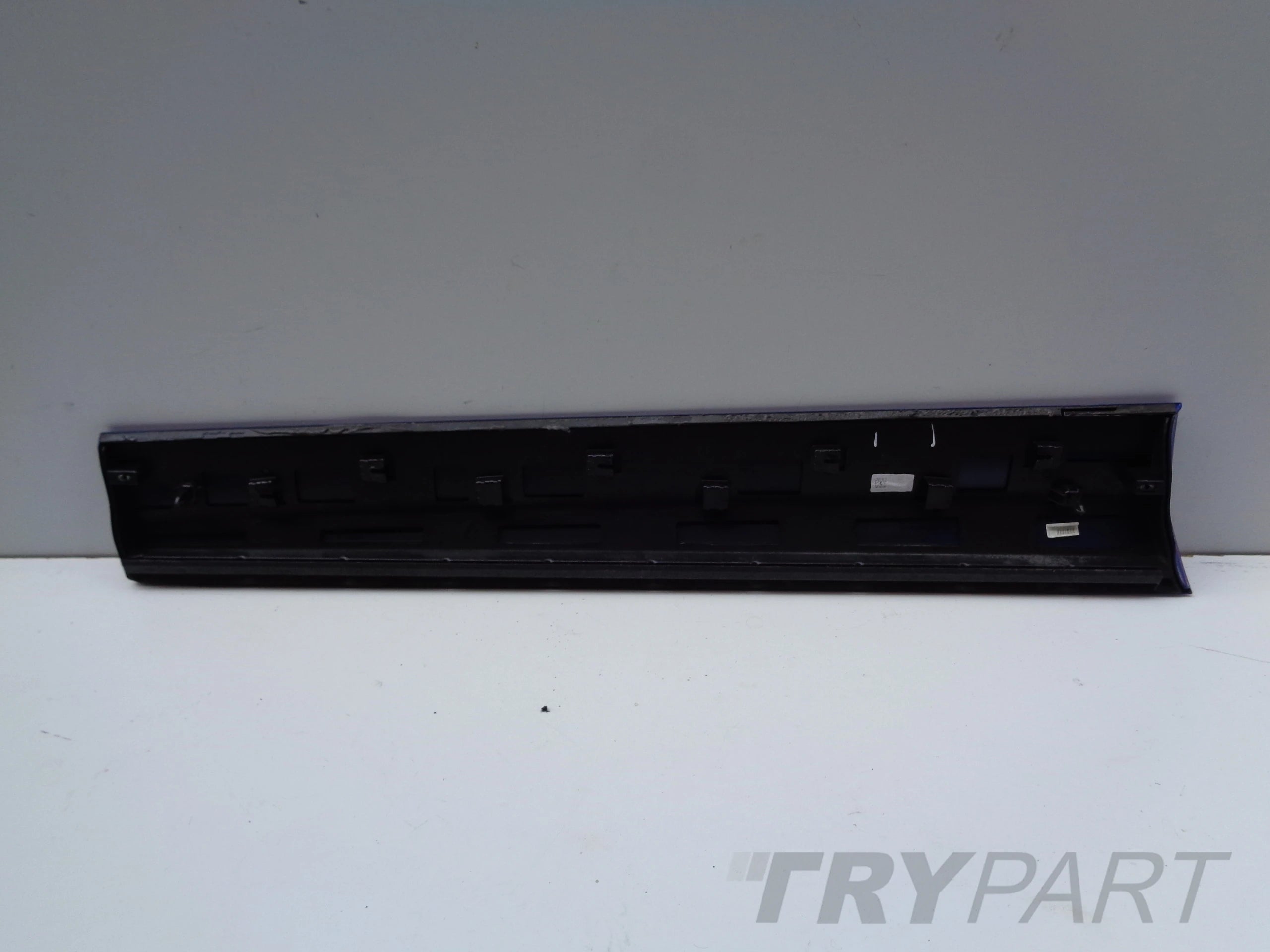 FRONT RIGHT DOOR MOLDING VW T-ROC 2GA 17-