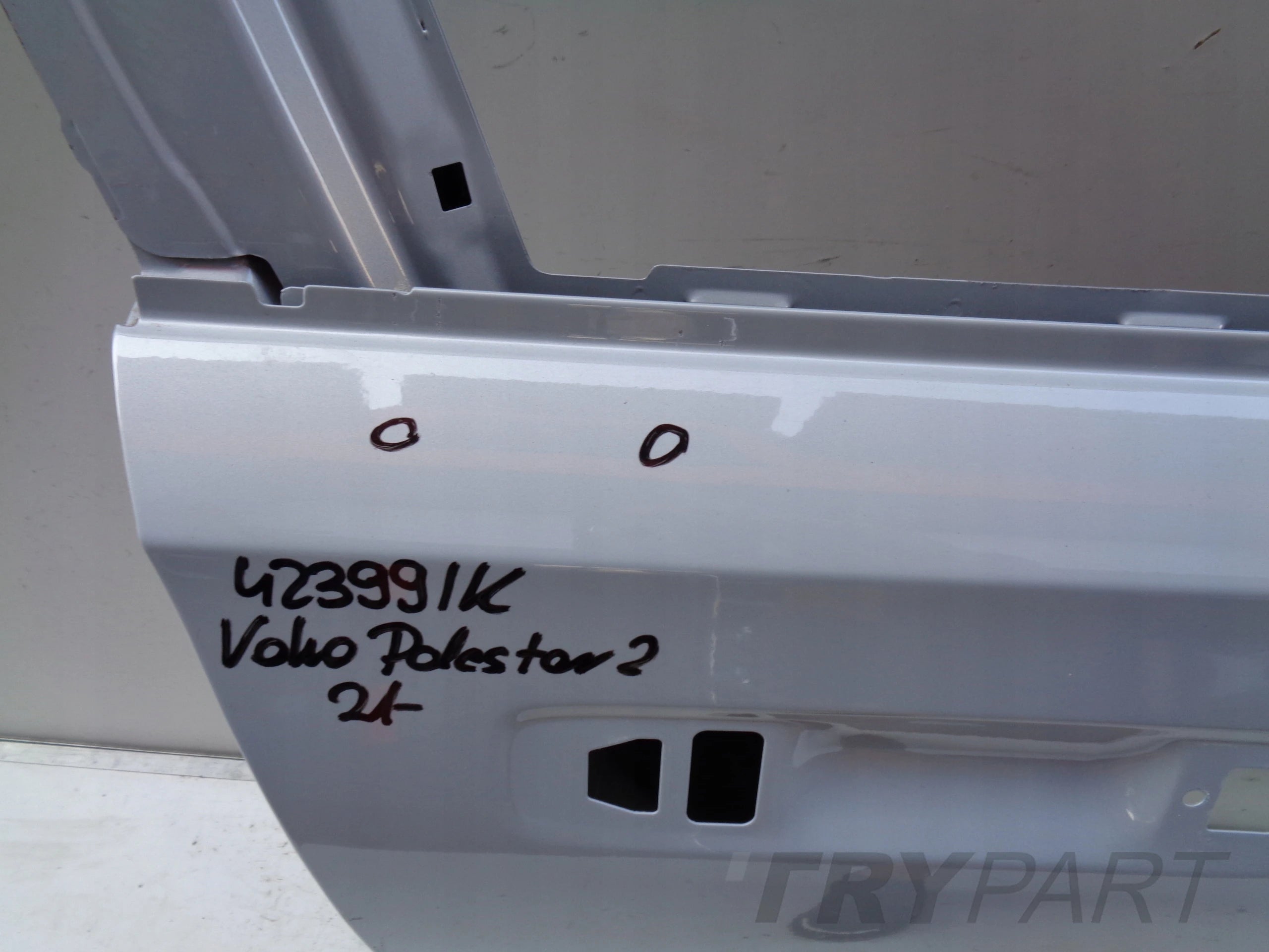 FRONT RIGHT DOOR VOLVO POLESTAR 2 21- NO. 42399