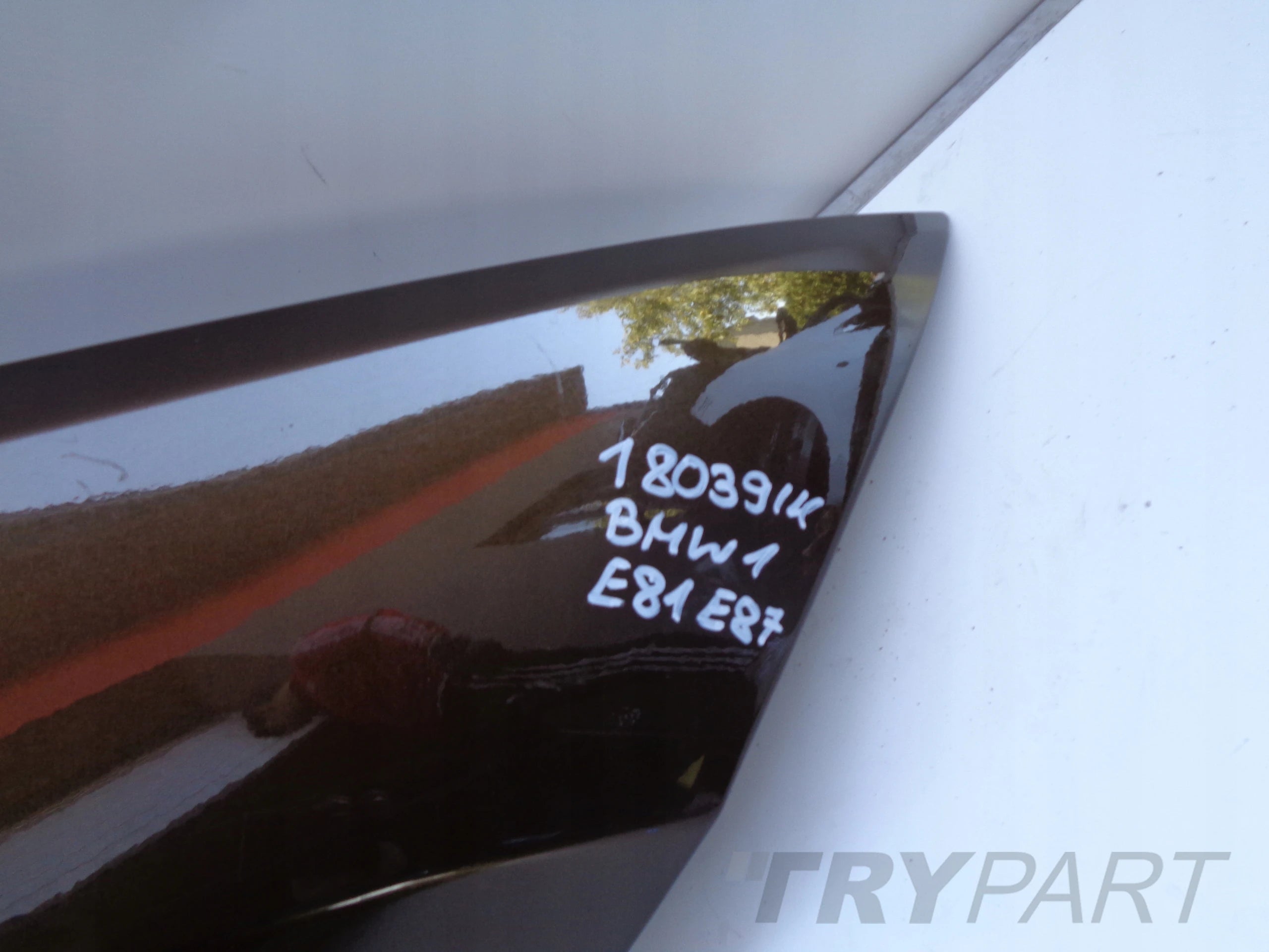 FRONT RIGHT FENDER BMW 1 E81 E87 NO. 18039