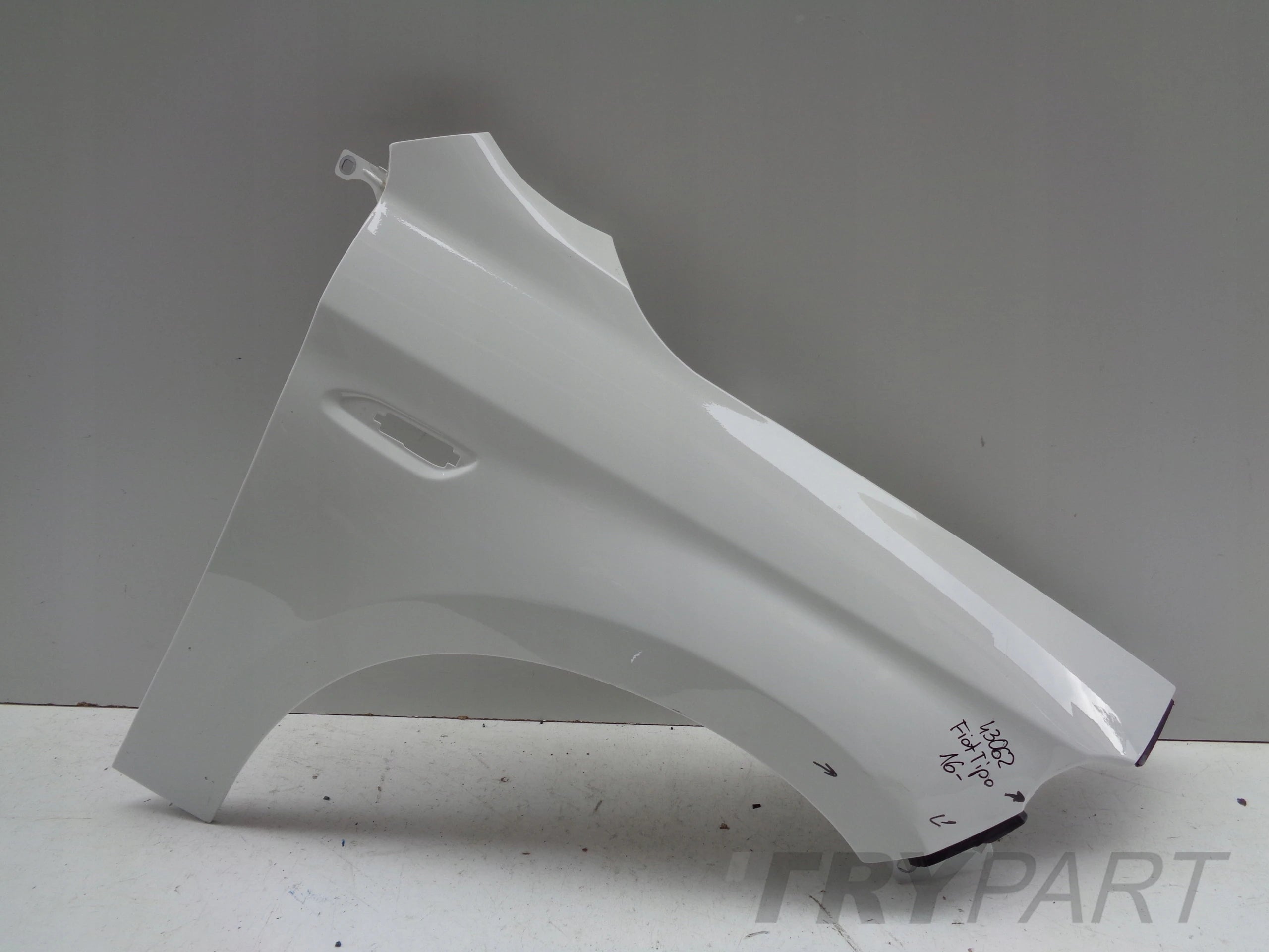 FRONT RIGHT FENDER FIAT TIPO 16- NO. 43062
